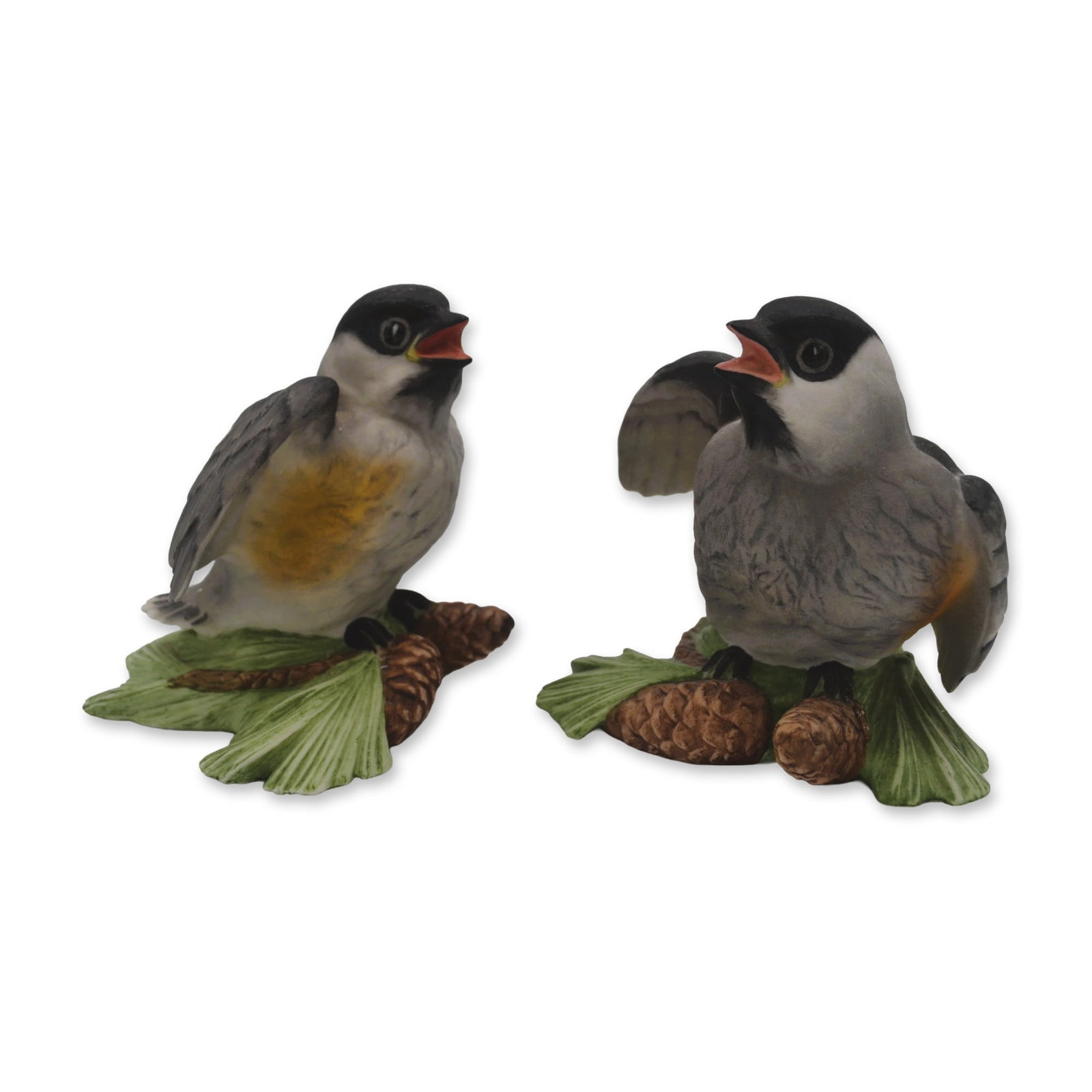 Boehm Porcelain Baby Black Capped Chickadees, Pair, 1962 (1 of 5)