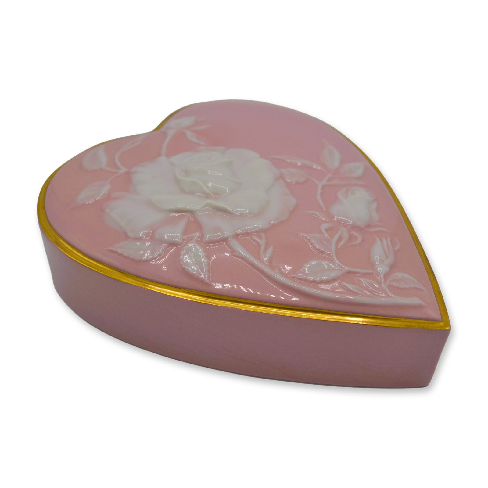 Boehm Porcelain Heart Paperweight, 1992: Glazed Porcelain Decorated, hand created, hand painted by the Artists of the Boehm Studio in Trenton, New Jersey, USA. Introduced in 1992, featuring the Pink Heart Paperweight. Pink in color with a Wh