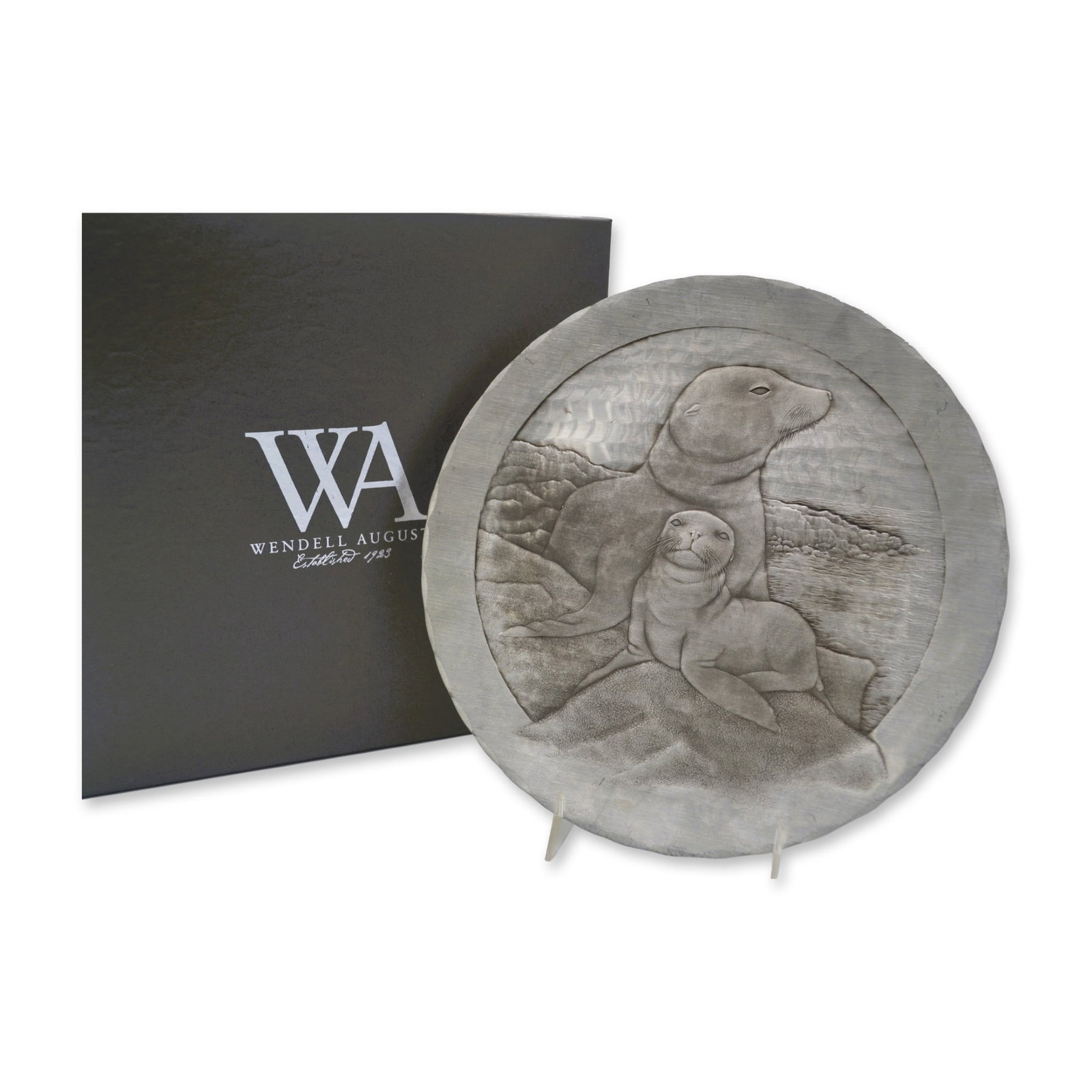 Wendell August LE Animal Kingdom Series The Seals Pewter Plate, W/Box, 1991 (1 of 4)