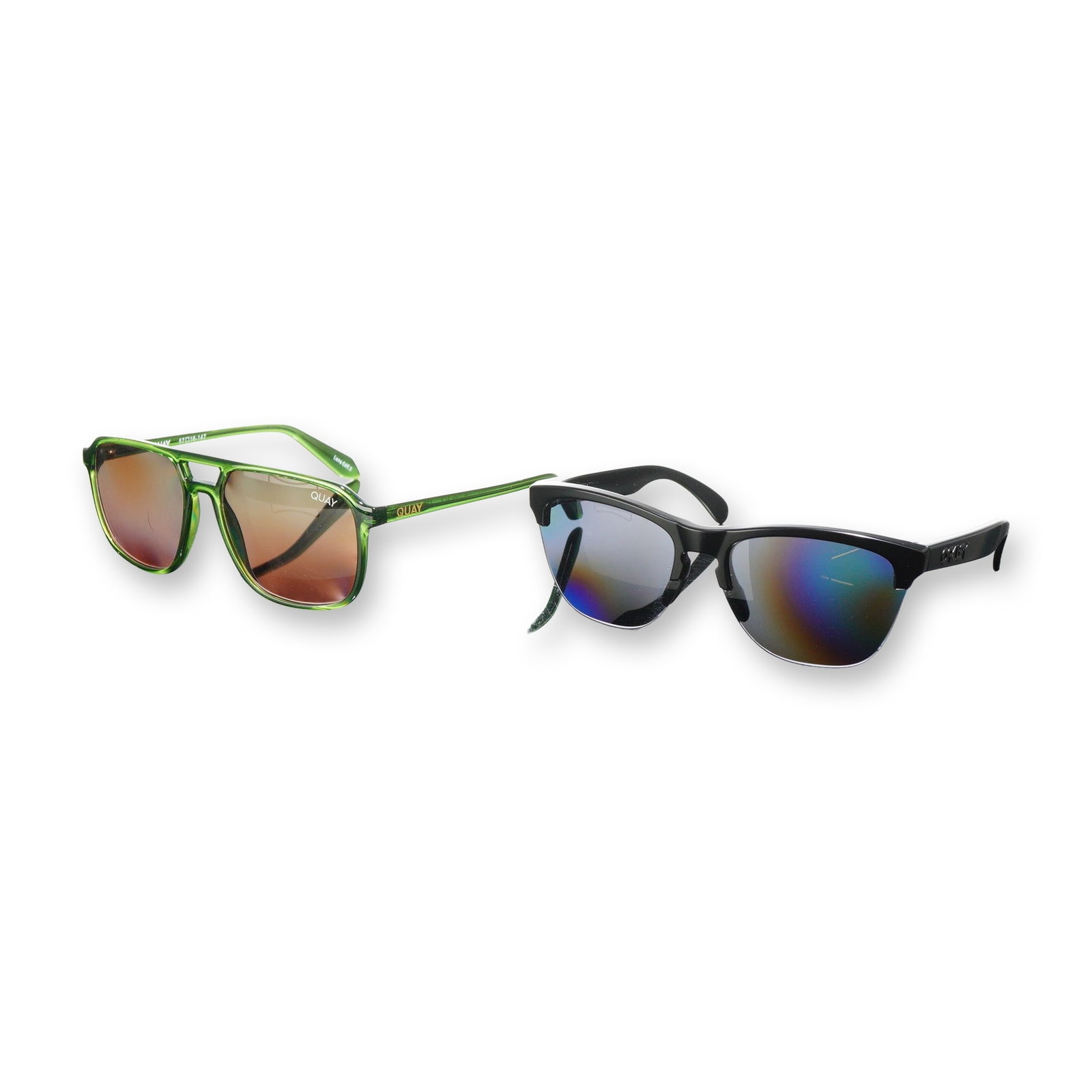 Two Pairs of Quay On the Fly and Oakley Frogskins Sunglasses with Slip Cases (1 of 5)