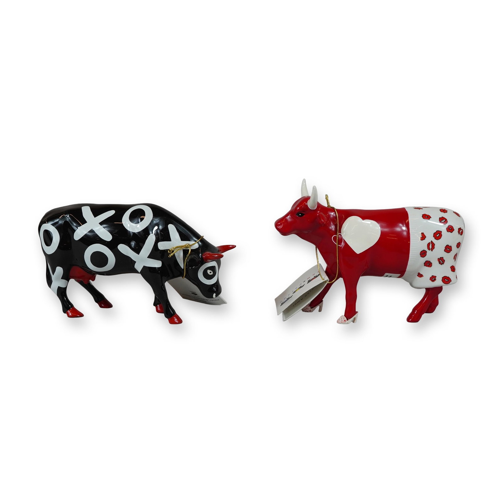 Two CowParade Hugs and Smooches and Moocho Amor Figurines (1 of 6)