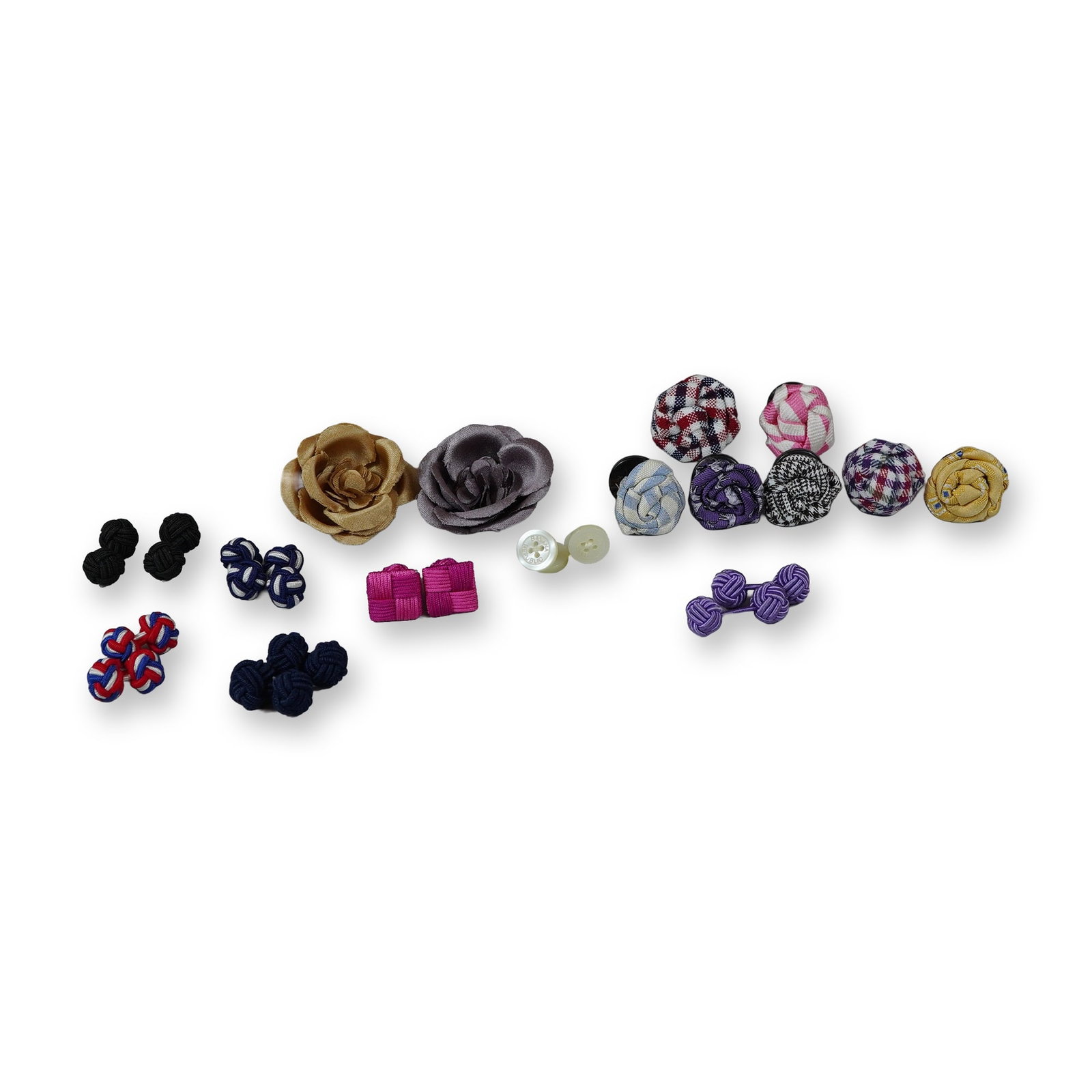 Assortment of Men's Textile Design Cufflinks: This collection includes textile-based men's cufflinks in a variety of designs, patterns, and colors. The lot comprises nine matched pairs along with additional mix-and-match cufflink pieces. The cuff