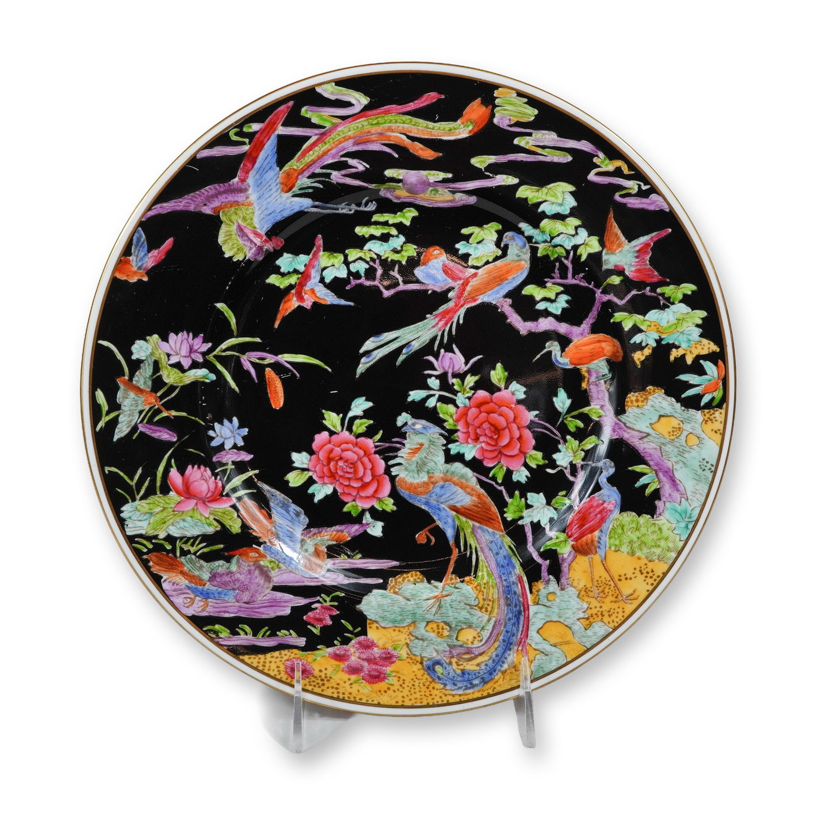 Rare Wedgwood Fine Bone China Argus Pheasant W1735 Plate by Daisy Makeig-Jones: This visually beautiful Art Deco composition was created circa 1920 by the legendary artist Daisy Makeig-Jones, globally celebrated as the artistic mastermind behind Wedgwood's famed Fairyland Lustre 