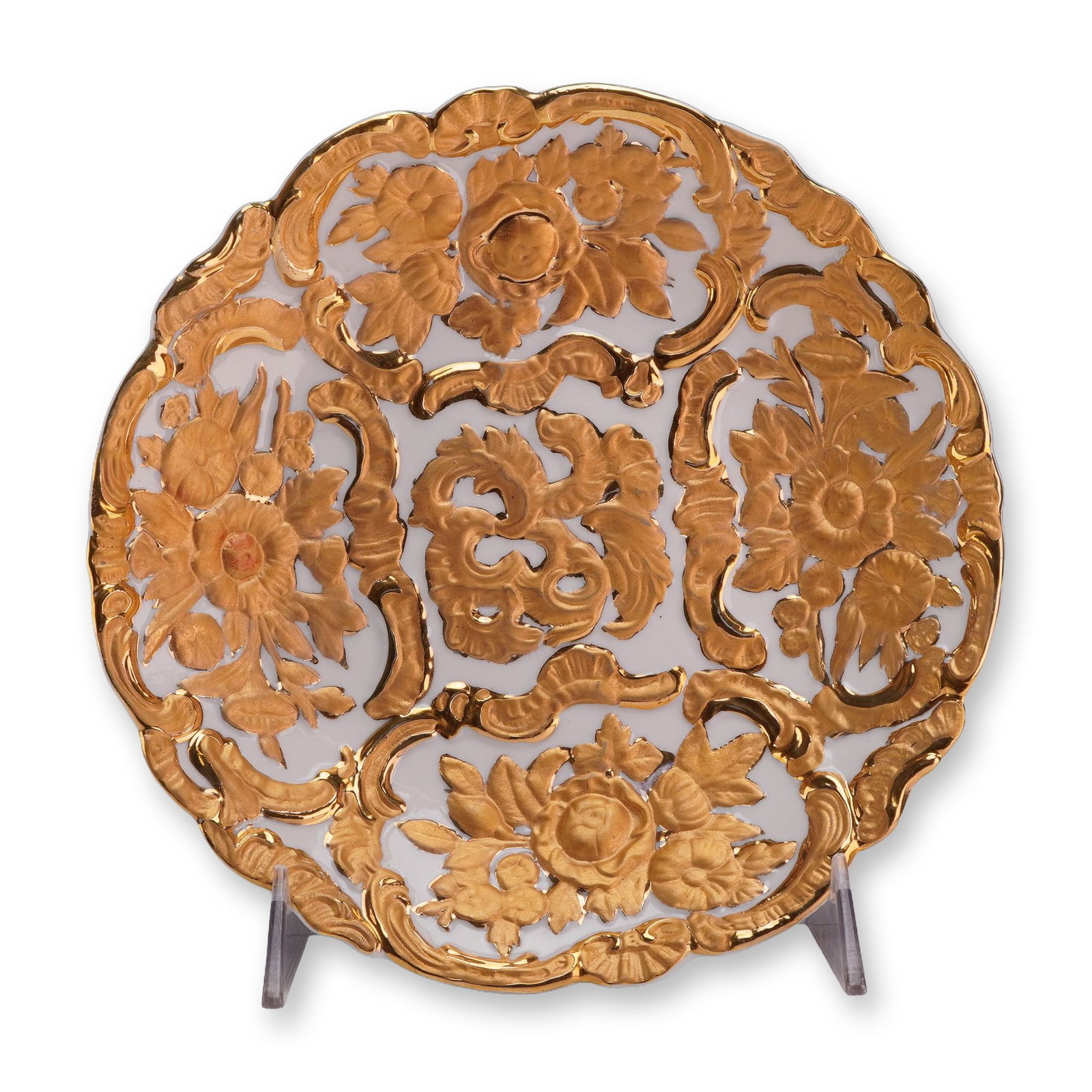 Vintage Gilt Floral Rose Relief Porcelain Bowl G656: Rococo style porcelain plate in the manner of Meissen, featuring molded high-relief decoration of floral clusters and scrolling borders. The raised decorative elements are finished with gold gilding o