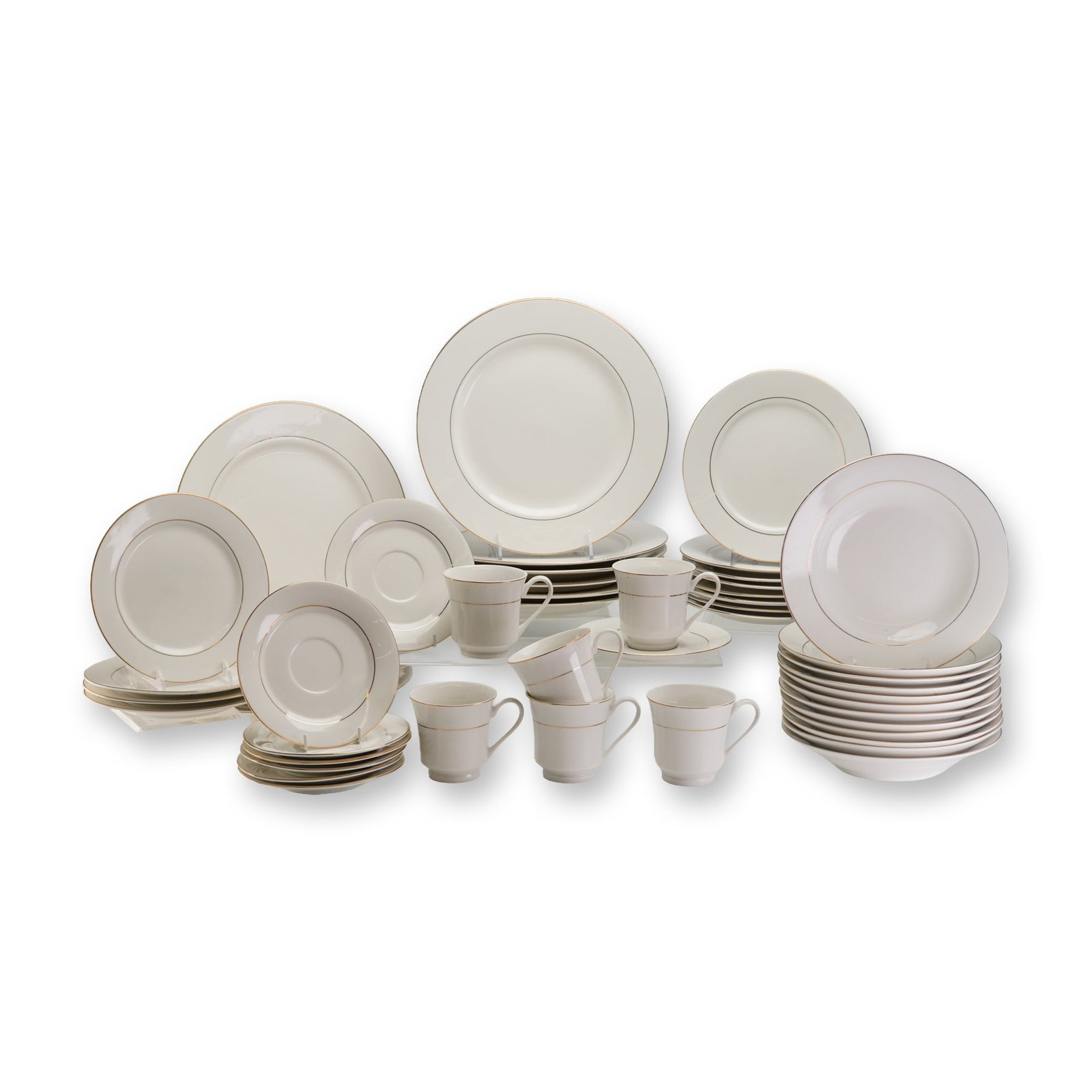 50pc Classic Gold and Truly Yours Dinner Service (1 of 4)