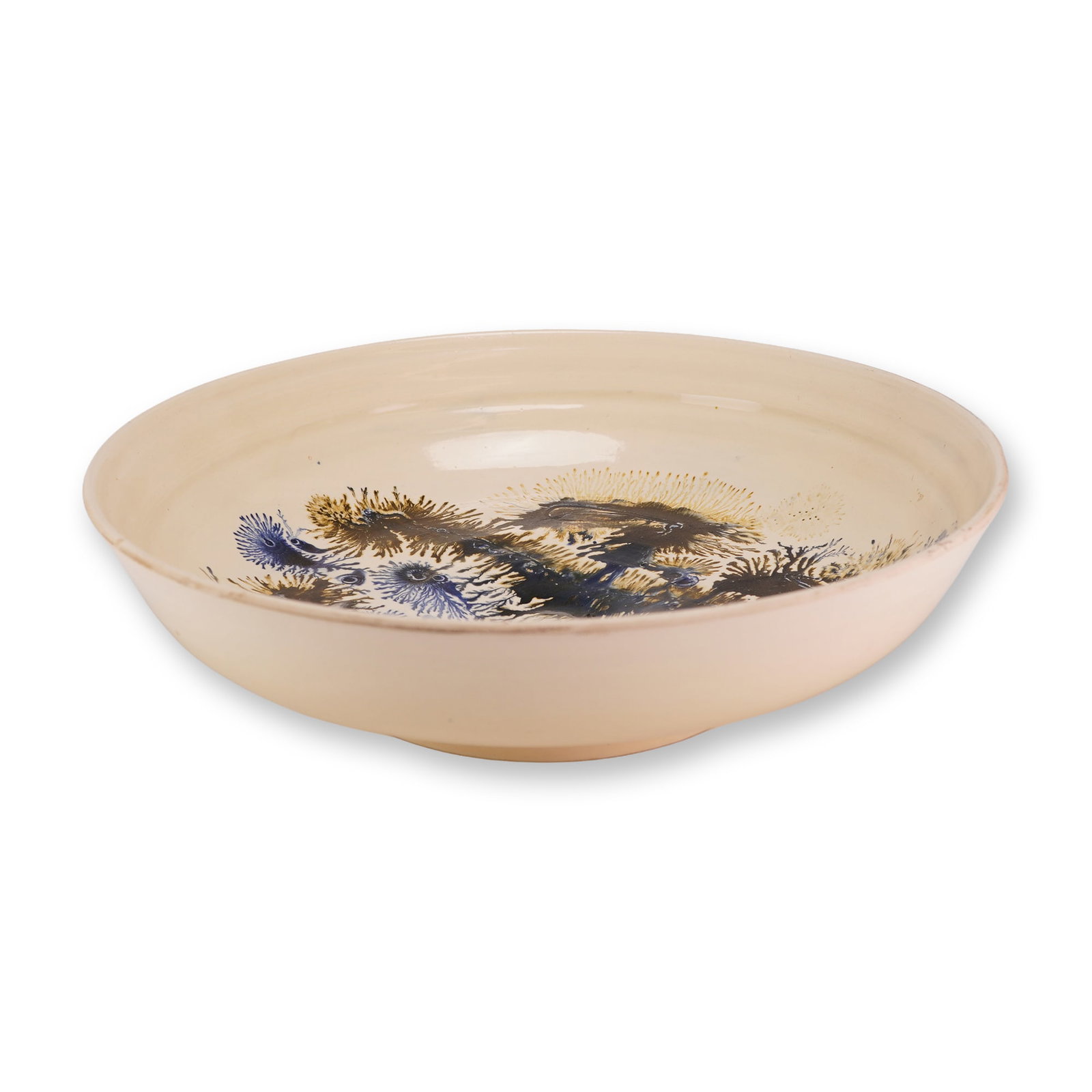 Wedgwood Elwyn James Earthenware Mocha Diffusion Bowl from the Rubin Collection: This studio pottery earthenware bowl is the work of artist Elwyn James, dated 1978. The vessel features a shallow, wide form with a slightly tapered rim. The interior is decorated using a mocha diffus