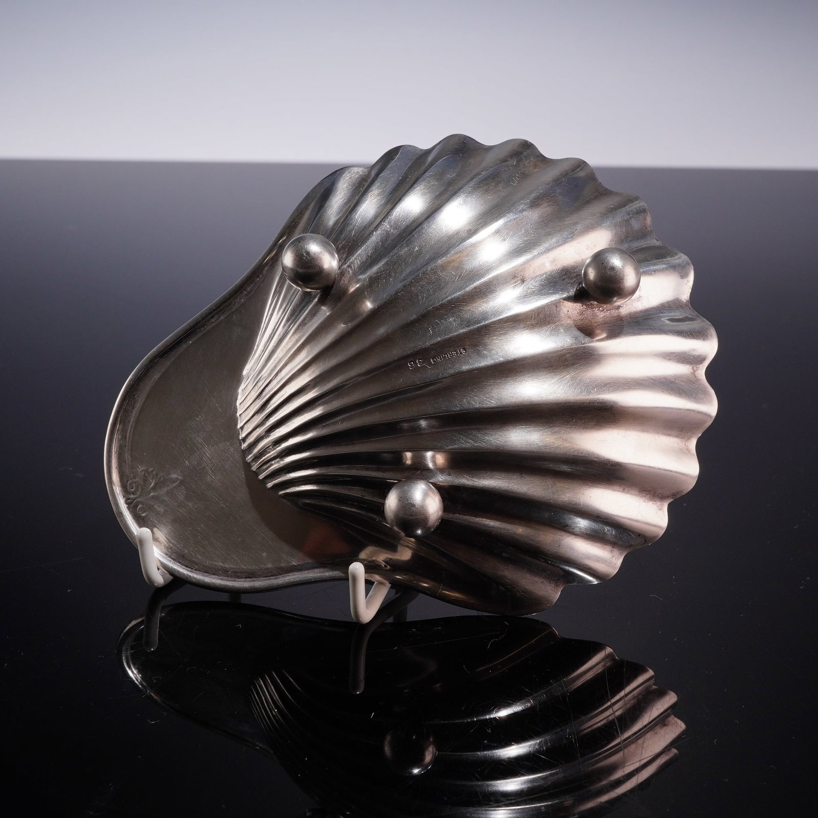 Sterling Silver Shell Form Footed Dish - 3