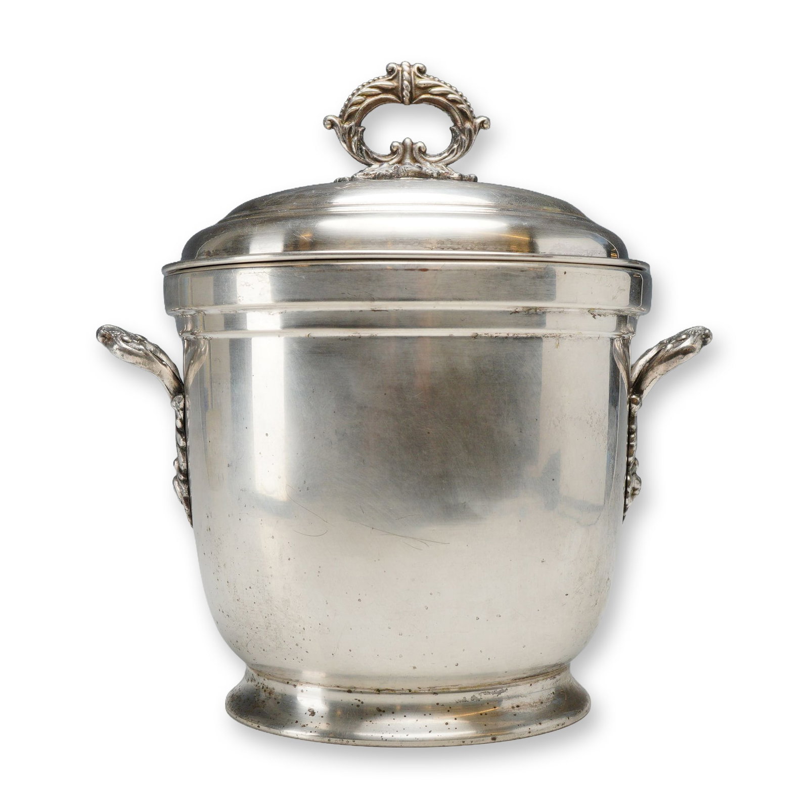 Georgian Revival Silver-Plated Covered Ice Bucket: Georgian Revival style silver-plated covered ice bucket, featuring a double-walled vacuum-insulated interior. The cylindrical body is designed with a stepped circular base, a domed removable lid with 