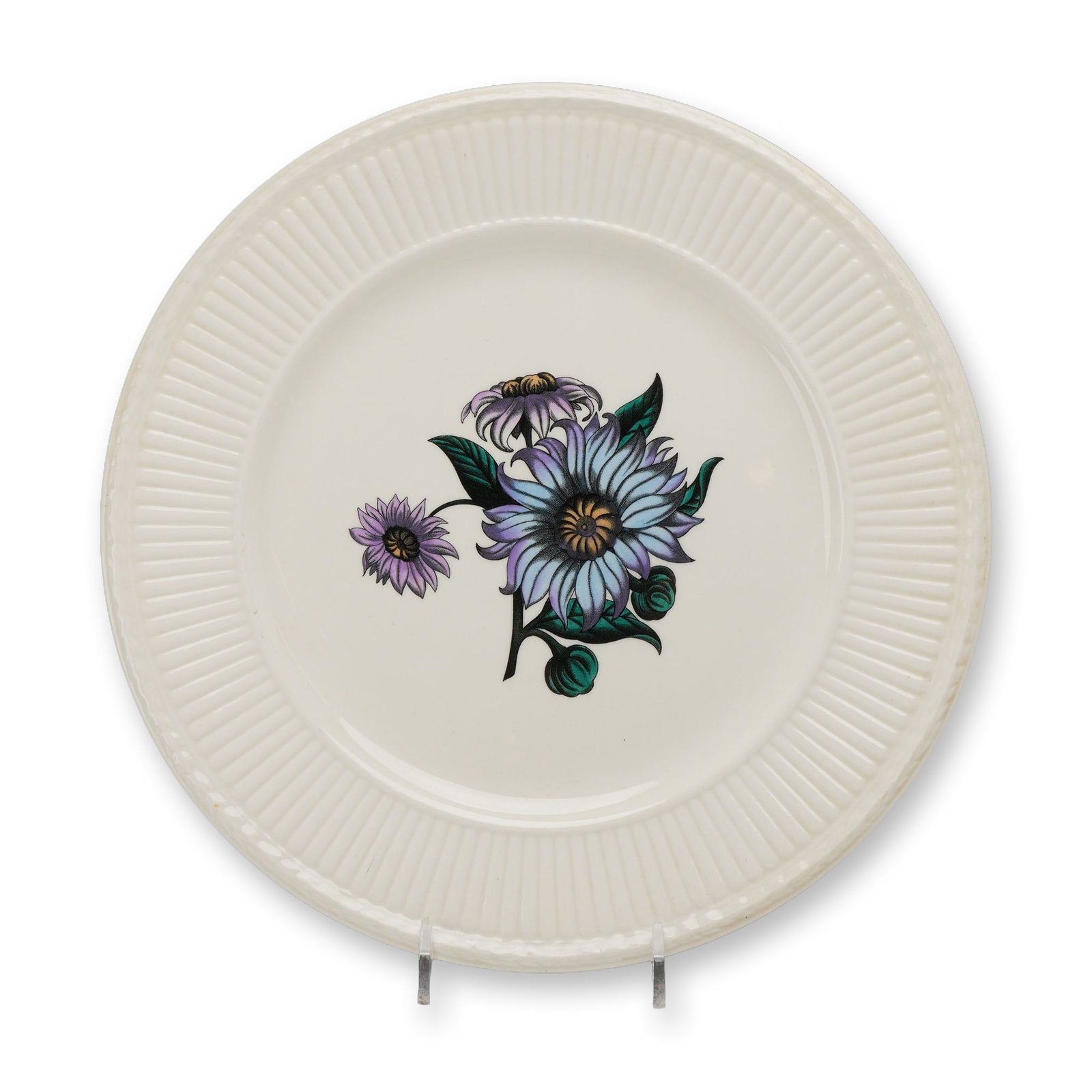Wedgwood Edme Blank Trial Color Design Plate: A Wedgwood fine earthenware trial color design plate produced at the Barlaston factory. The circular plate features a cream-colored body with a characteristic radially ribbed or fluted molded border. 