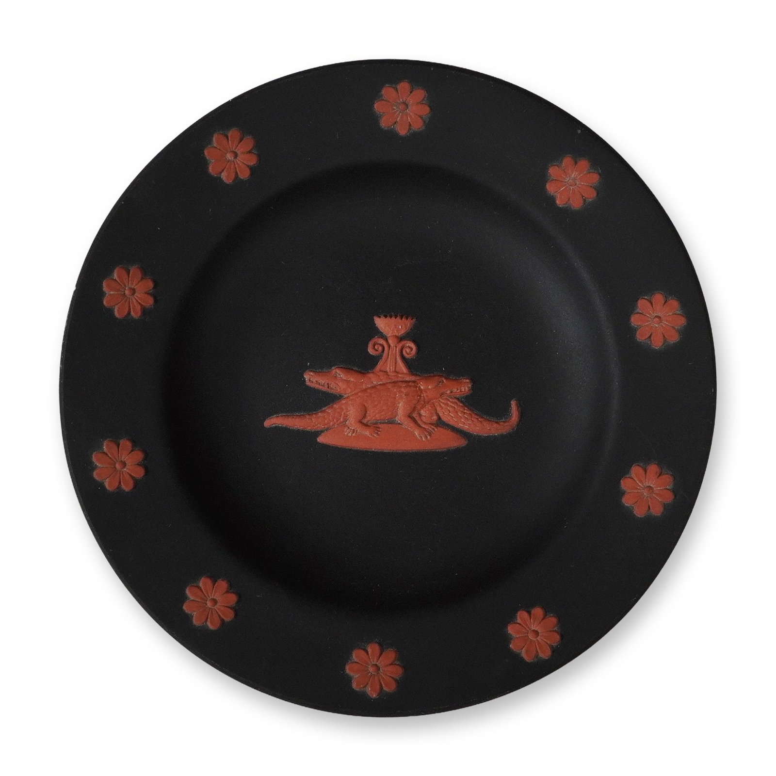 Wedgwood Black Basalt and Rosso Antico Egyptian Collection Small Plate: Wedgwood small circular plate or pin dish from the Egyptian Collection. The item is crafted from black basalt fine-grained stoneware featuring applied Rosso Antico terracotta-colored stoneware reliefs