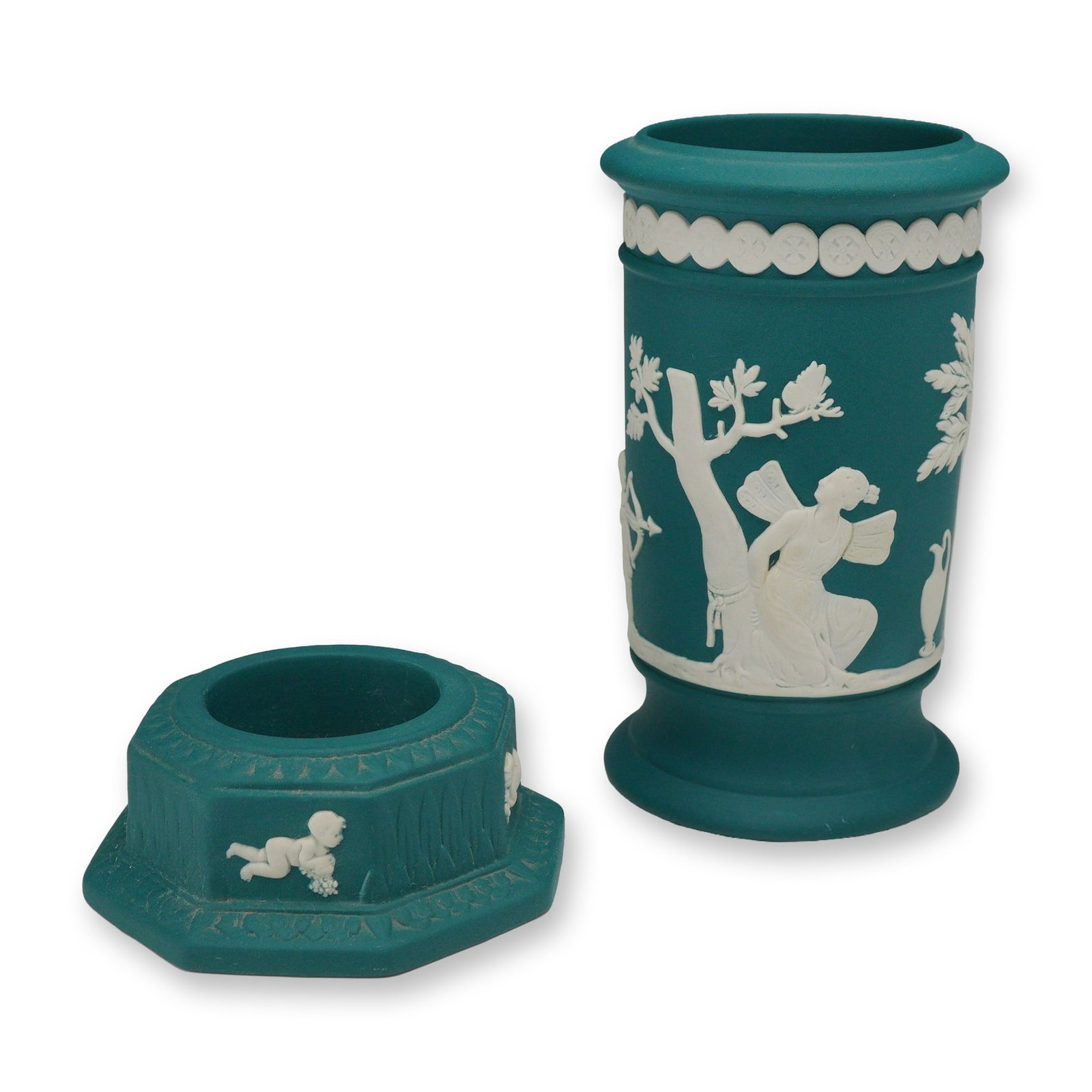 2pc Wedgwood Spruce Green Jasperware, Apollo Spill Vase and Candle Holder Base: This lot consists of two pieces of contemporary Wedgwood jasperware in the spruce green colorway, featuring white neoclassical sprigged bas-relief decoration. The first item is a cylindrical spill vas