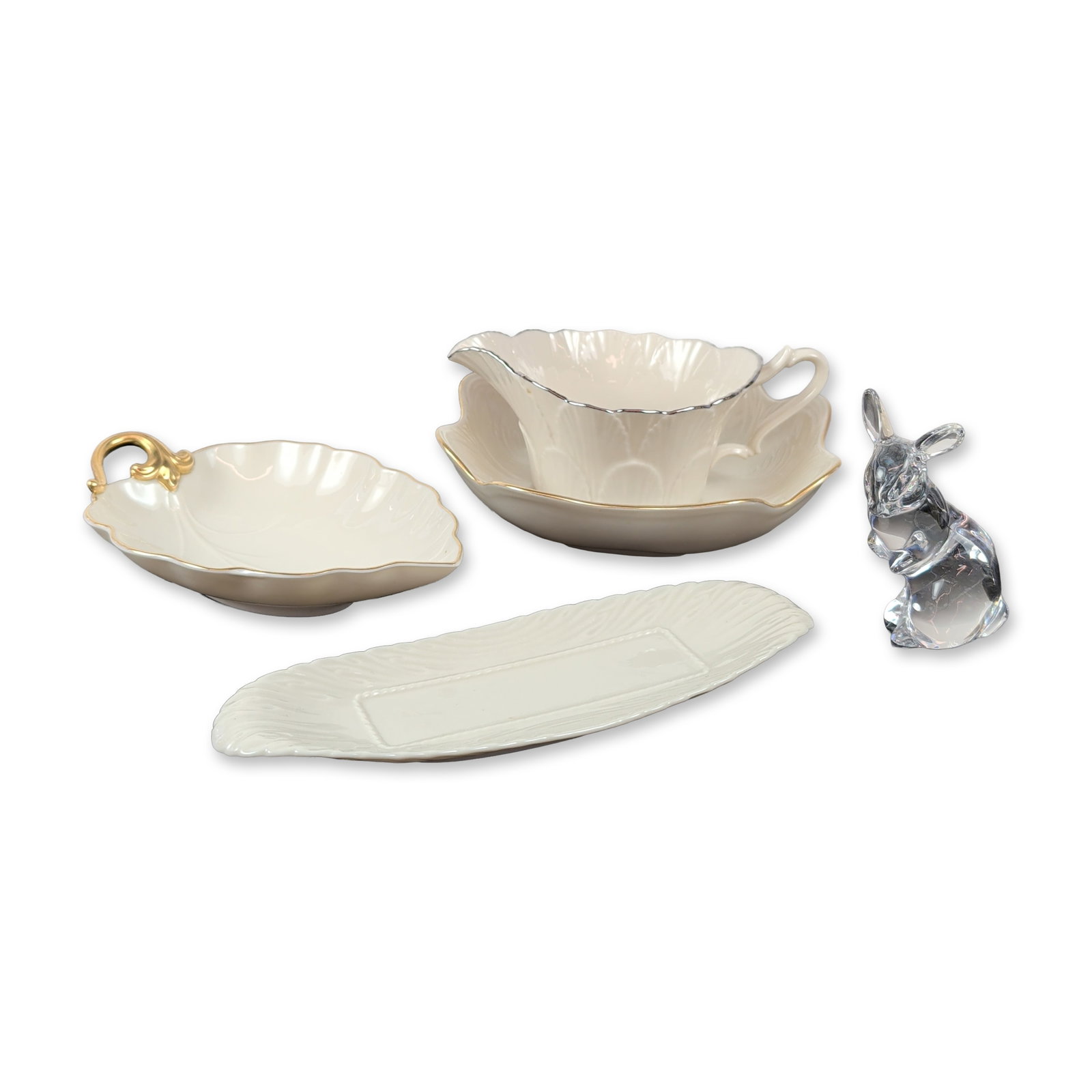 5pc Collection of Lenox Porcelain and Crystal: Collection of Lenox decorative items, including three porcelain vessels and one crystal figurine. The porcelain pieces are crafted in cream-toned fine china. The group consists of a flared pedestal bo