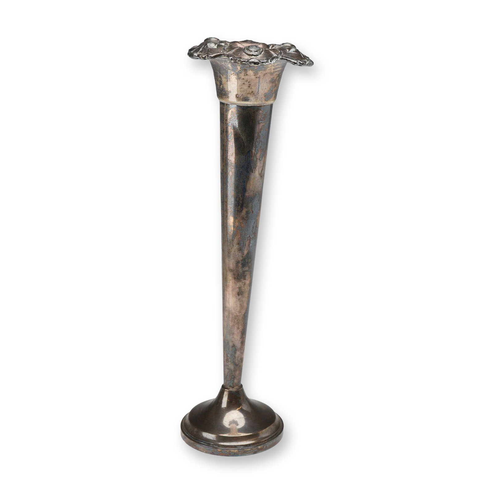 Quaker Silver Co. Sterling Silver Weighted Bud Vase with Repousse Collar: An American sterling silver bud vase produced by the Quaker Silver Co. of North Attleboro, Massachusetts. The item consists of a slender, trumpet-form vase featuring a flared rim with a gilt wash inte