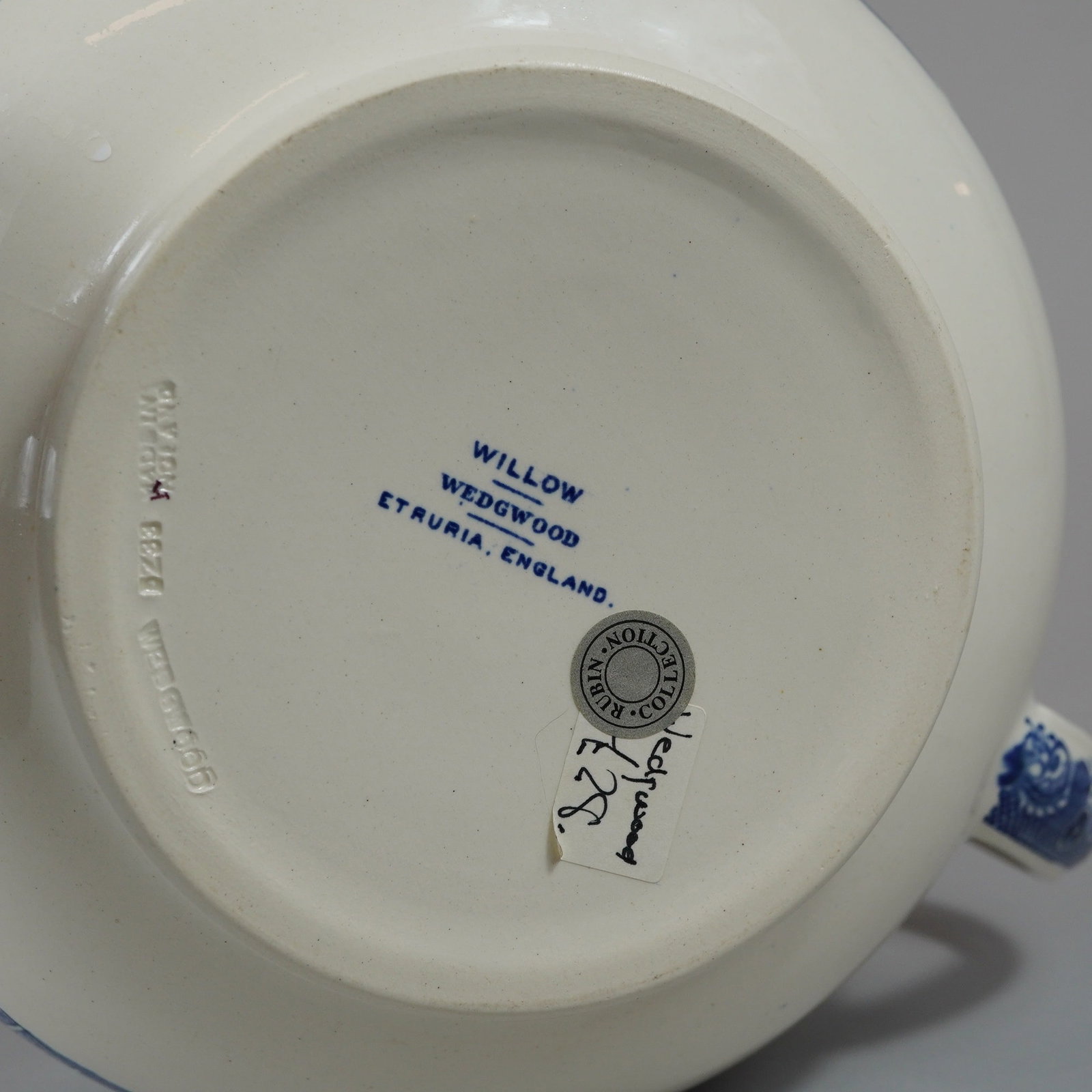 Wedgwood Blue Willow Pattern Ceramic Chamber Pot - 3