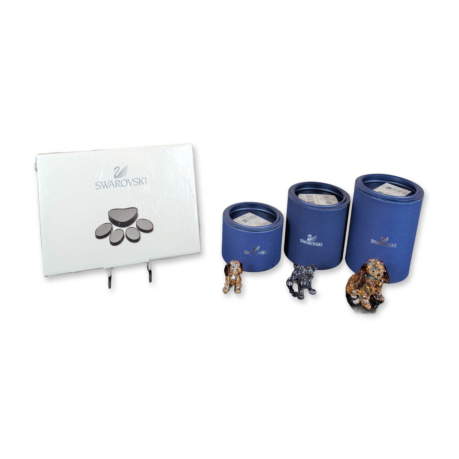 4pc Swarovski Crystal Disney Lady, Danielle and Scamp with Paw Print Display (1 of 5)