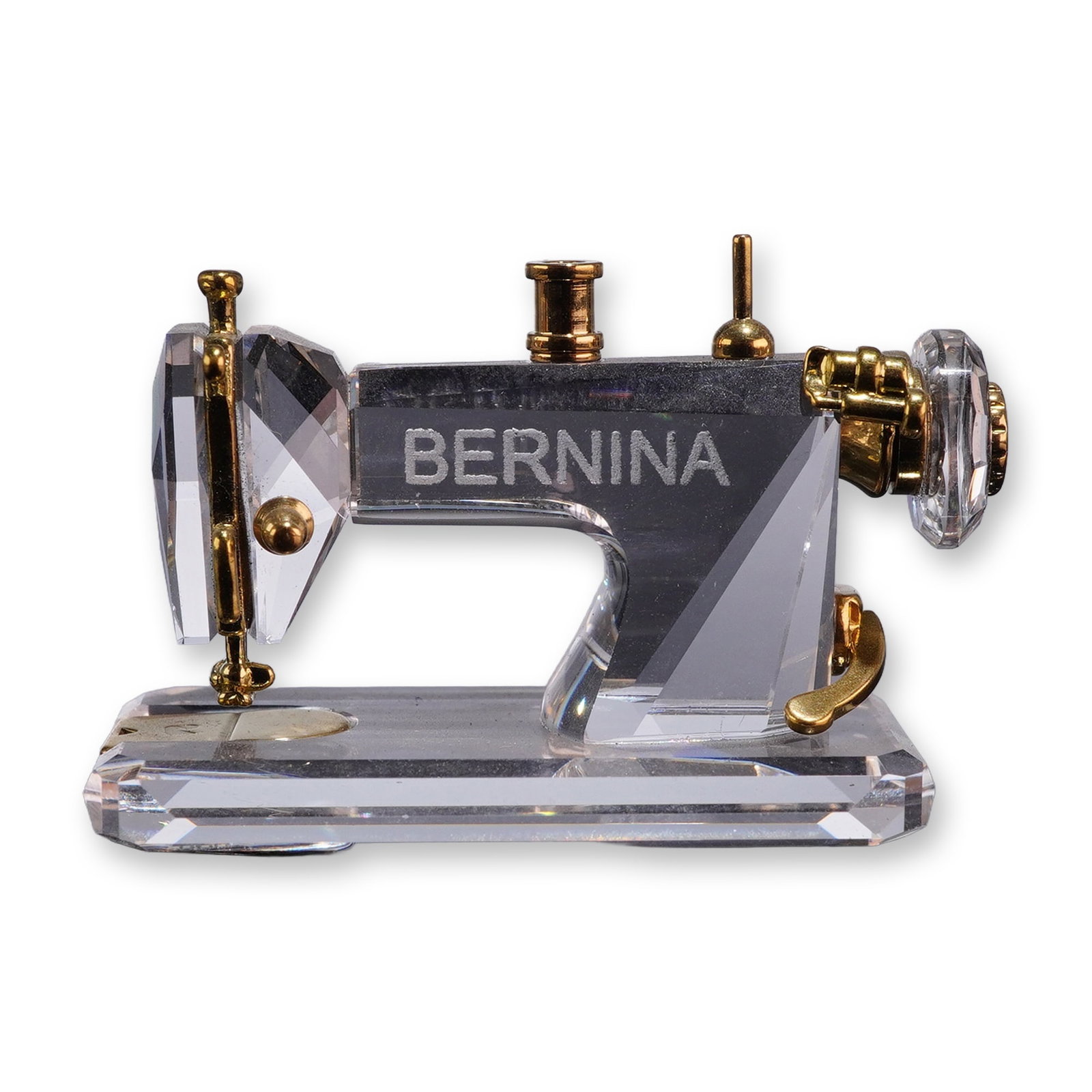 Swarovski Crystal Memories Bernina Sewing Machine Figurine (1 of 5)