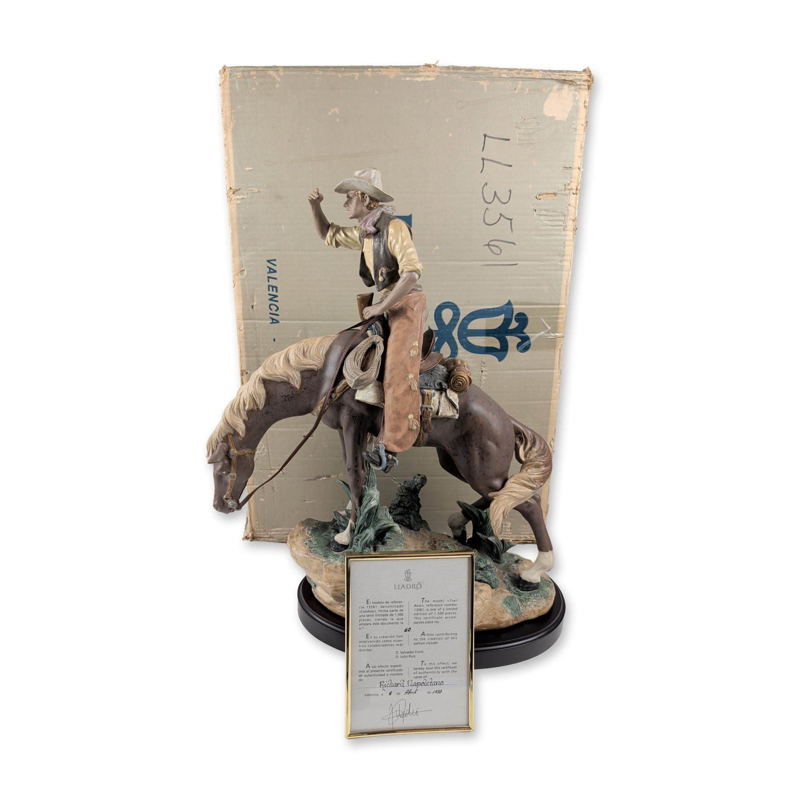 Lladro Porcelain Sculpture American West Collection Trail Boss 1013561: Made by hand in Valencia, Spain, this rare gres porcelain sculpture (item number 01013561) was issued in 1993 as part of a highly collectible limited series. Sculpted by Salvador Furio and hand-decora