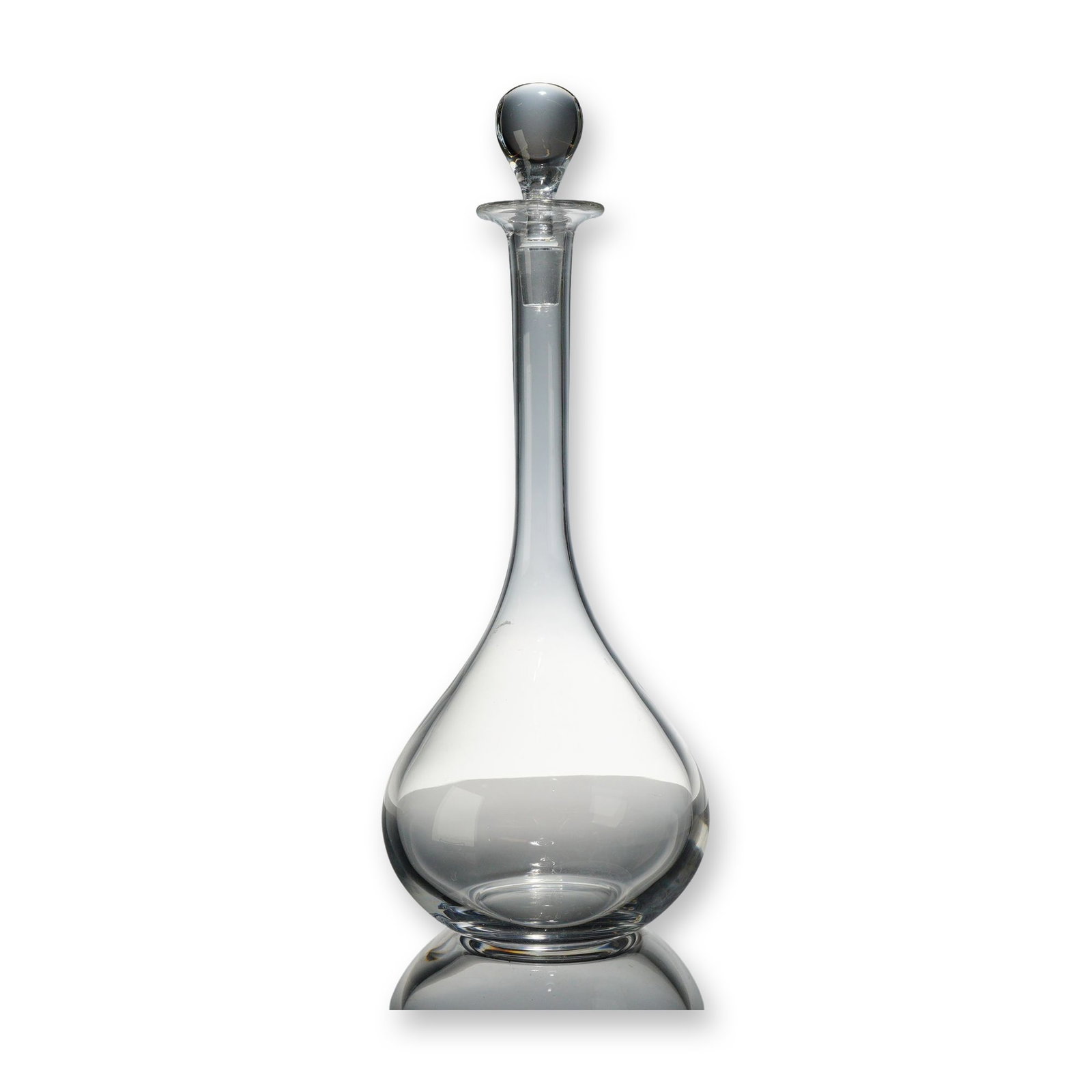 Baccarat France Crystal Montaigne Optic Decanter with Stopper: This crystal decanter is produced by Baccarat in the Montaigne Optic pattern. The vessel is crafted from high-quality clear crystal and features a broad, bulbous body that tapers into a very long, sle