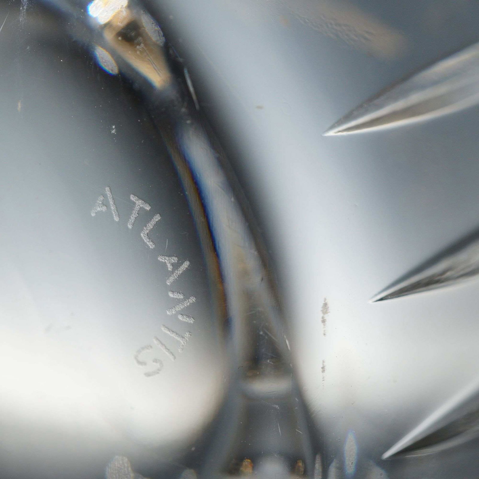 Atlantis Sonnet Pattern Crystal Ice Bucket - 4