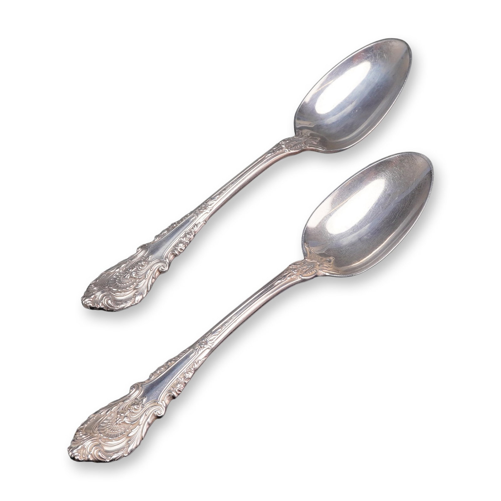 A Pair of Wallace Sterling Silver Teaspoons in the Sir Christopher Pattern (1 of 3)