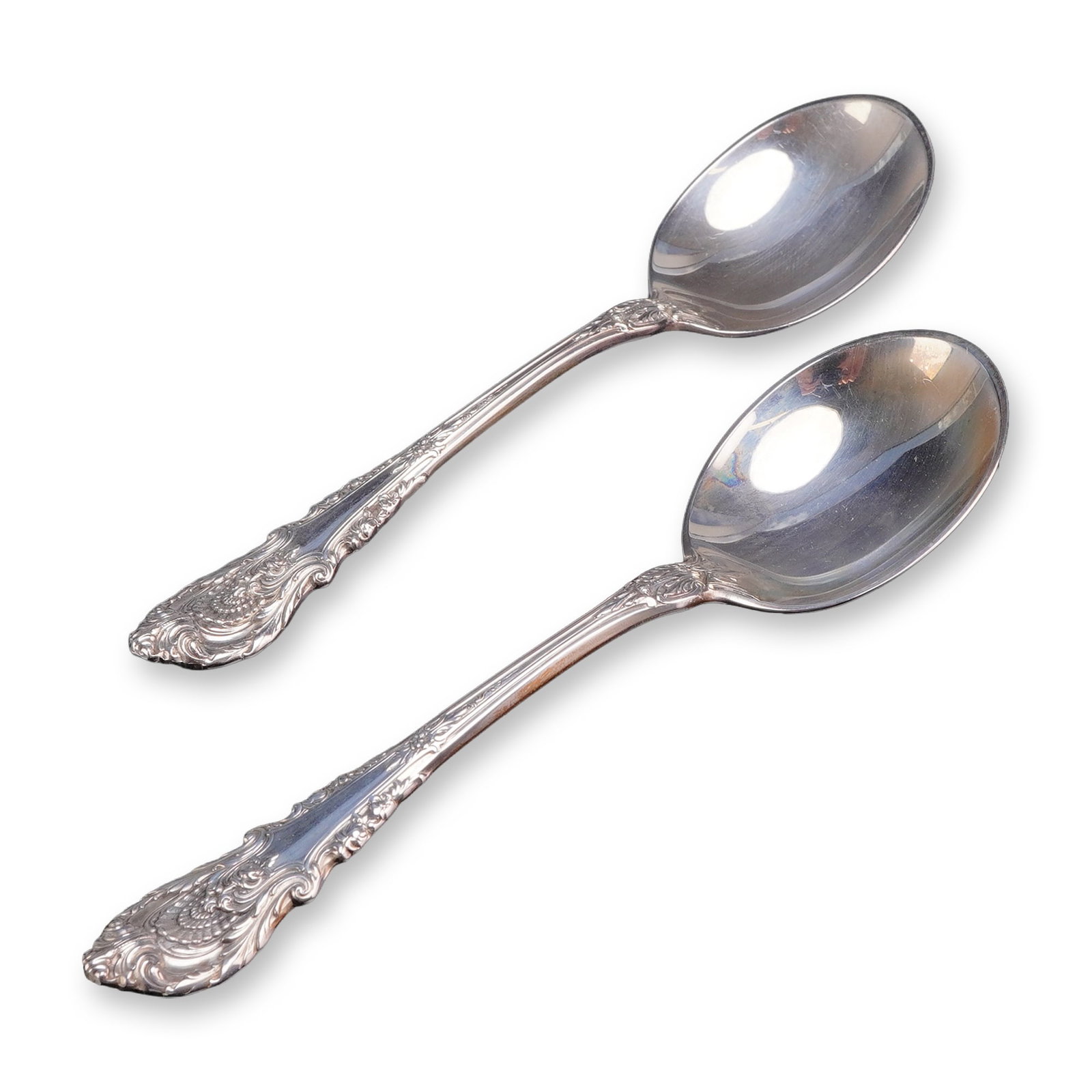 A Pair of Wallace Sterling Silver Soup Spoons in the Sir Christopher Pattern (1 of 2)