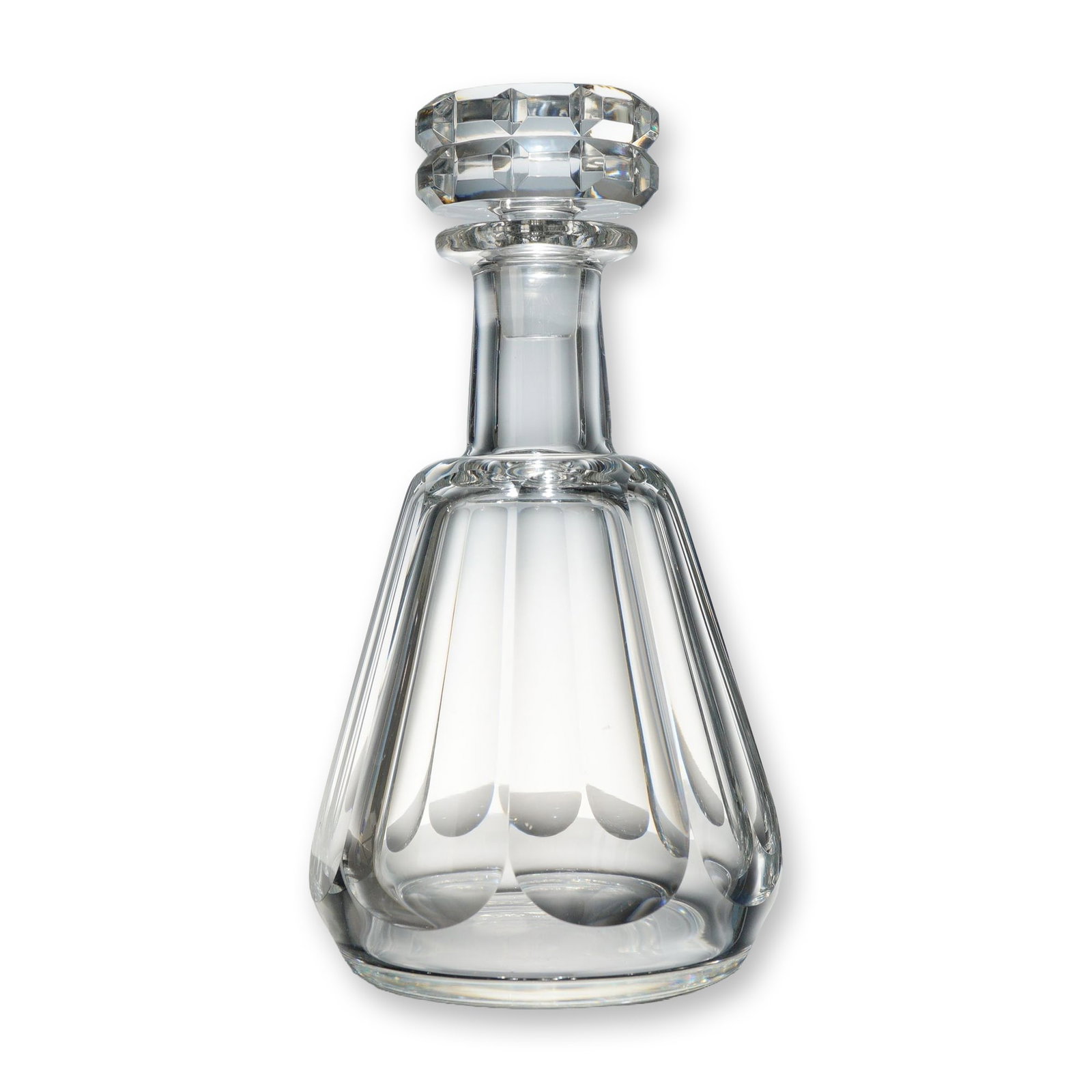 Baccarat Courvoisier Crystal Talleyrand Spirit Decanter: Baccarat, France. Spirit decanter in lead crystal, Talleyrand pattern, featuring a heavy tapered body decorated with broad vertical flat-cut facets terminating in rounded thumbprint shapes. The taperi