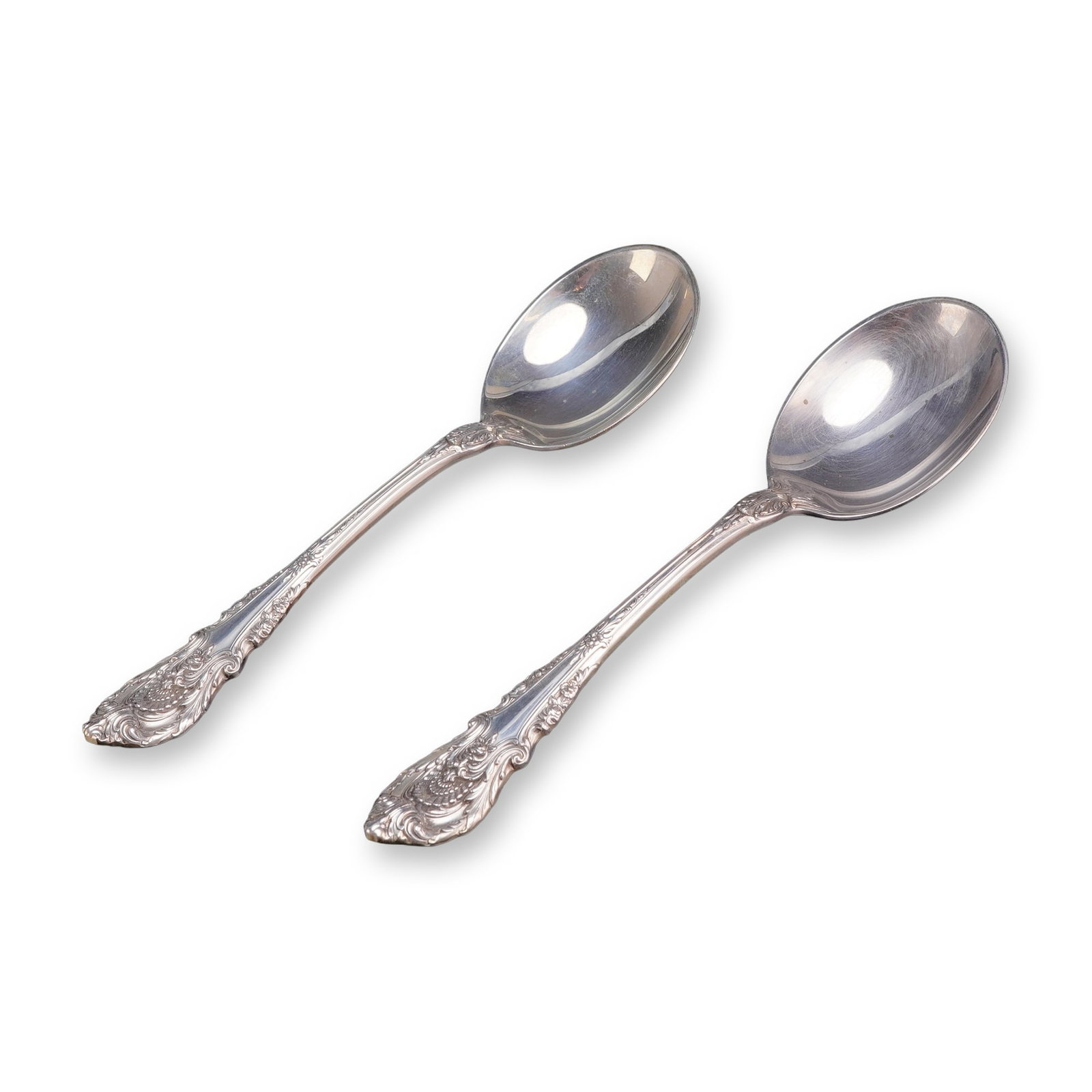 A Pair of Wallace Sterling Silver Soup Spoons in the Sir Christopher Pattern (1 of 3)