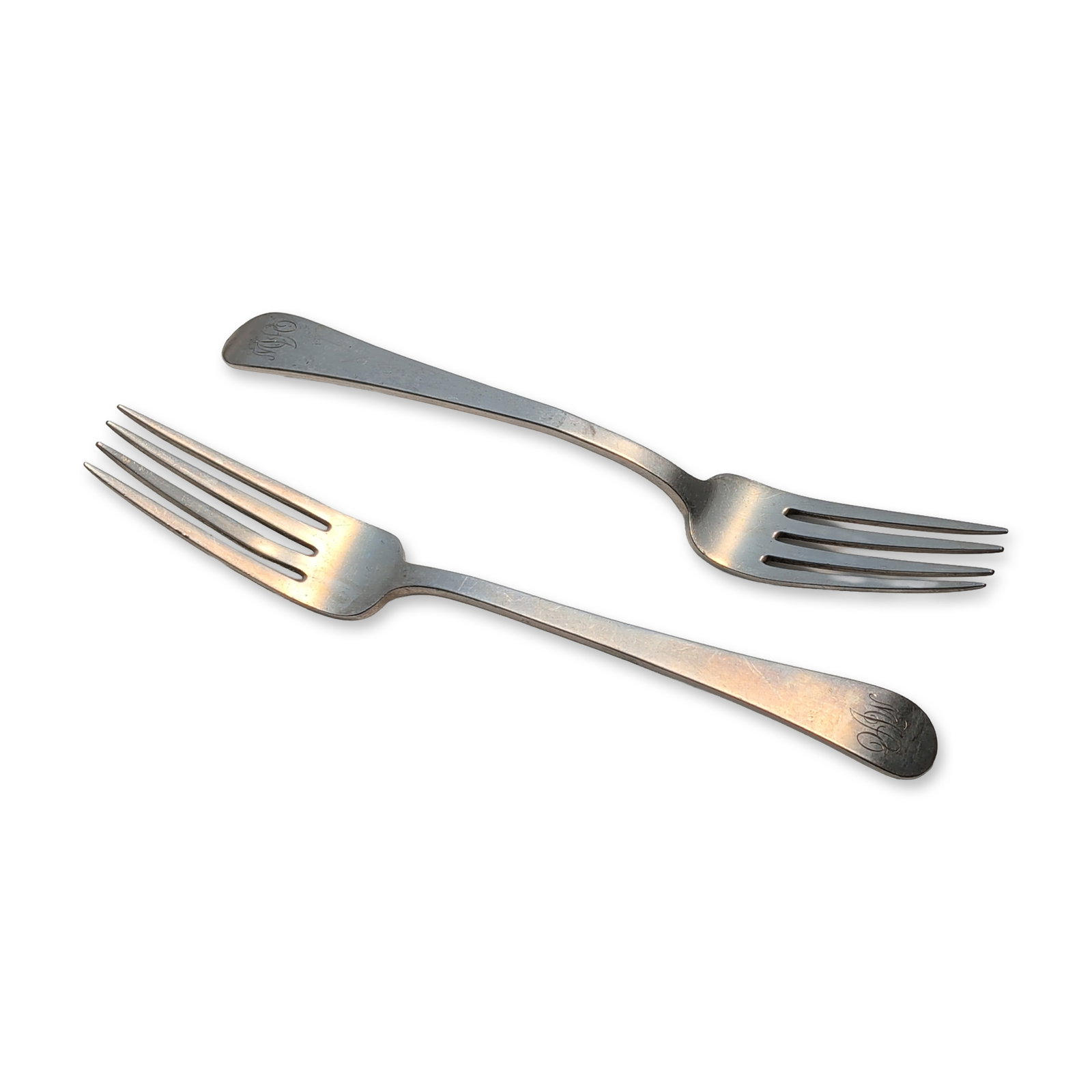 2pc Tuttle Silver Company Sterling Silver Dinner Forks, Hannah Hull: Two solid sterling silver dinner forks in a traditional pattern, each with a plain handle. The handle fronts feature an engraved interlaced script monogram. Reverse stamped STERLING with Tuttle Silver