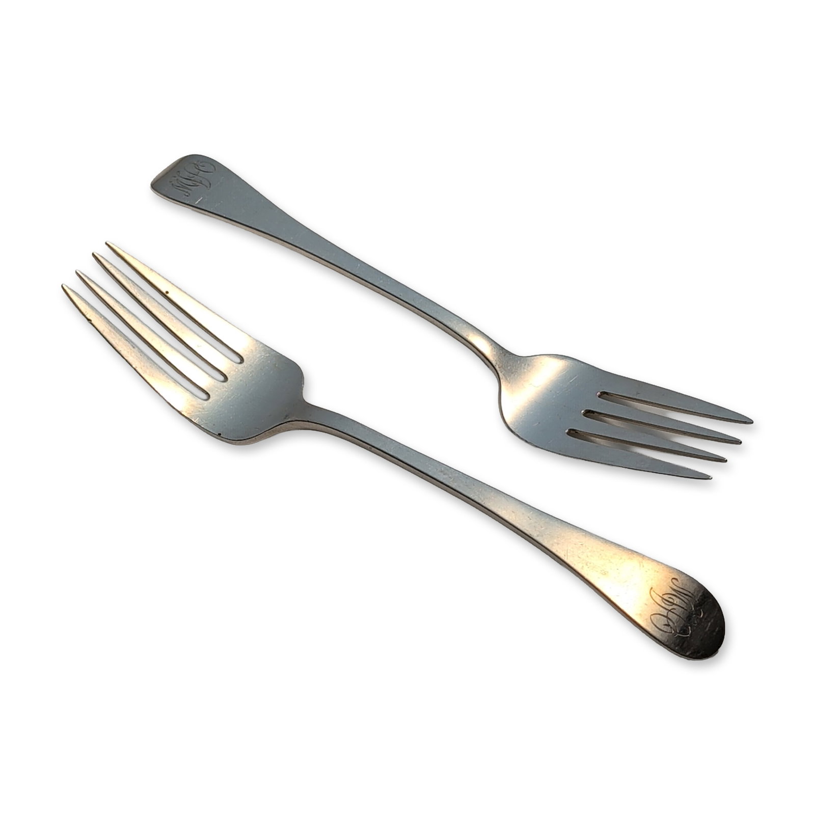 2pc Tuttle Silver Company Sterling Silver Salad Forks, Hannah Hull: Pair of solid sterling silver salad forks, executed in a classic pattern with unadorned handles. The obverse of each handle displays an engraved interlaced script monogram. Reverse stamped STERLING