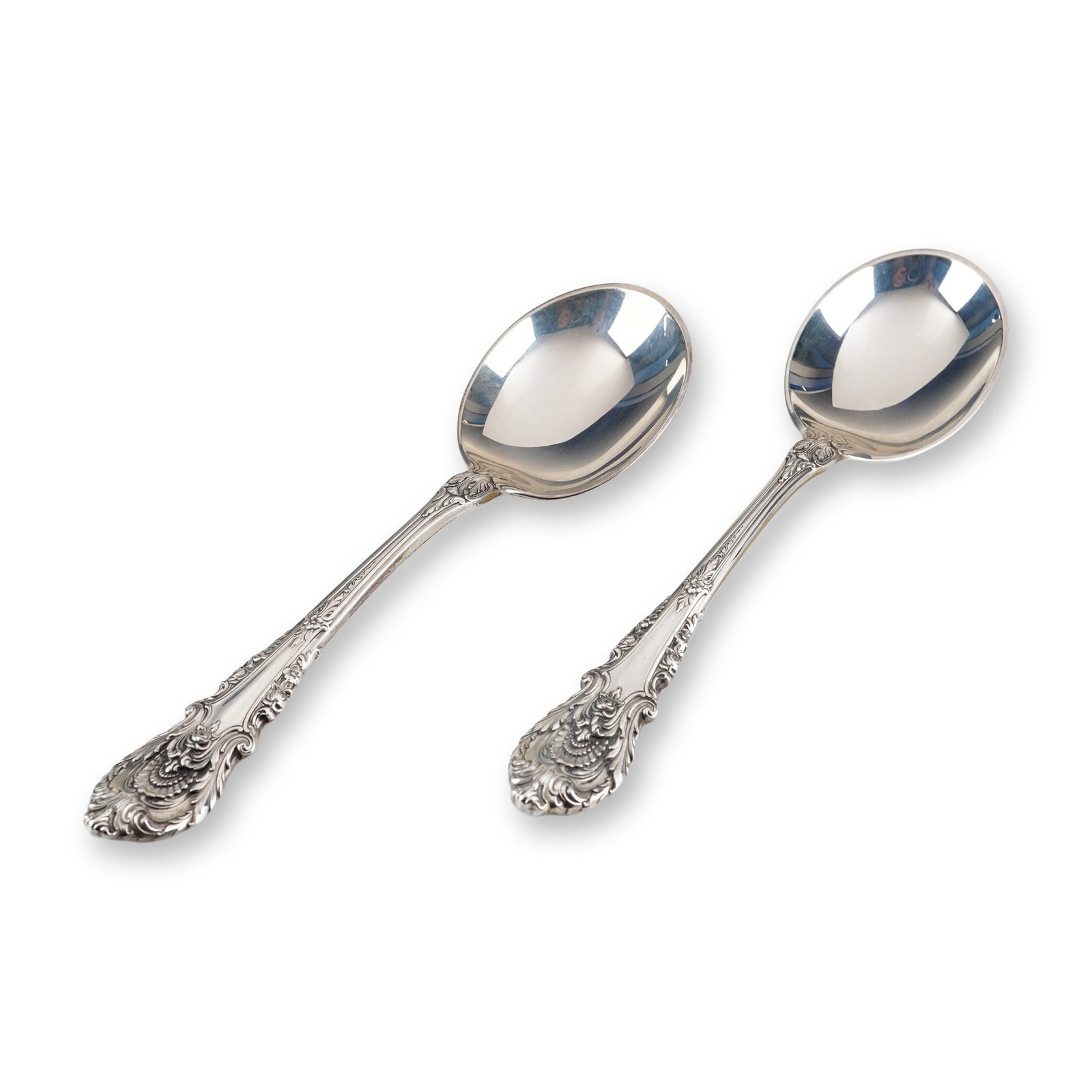 Pair of Wallace Sterling Silver Soup Spoons, Sir Christopher Pattern (1 of 5)