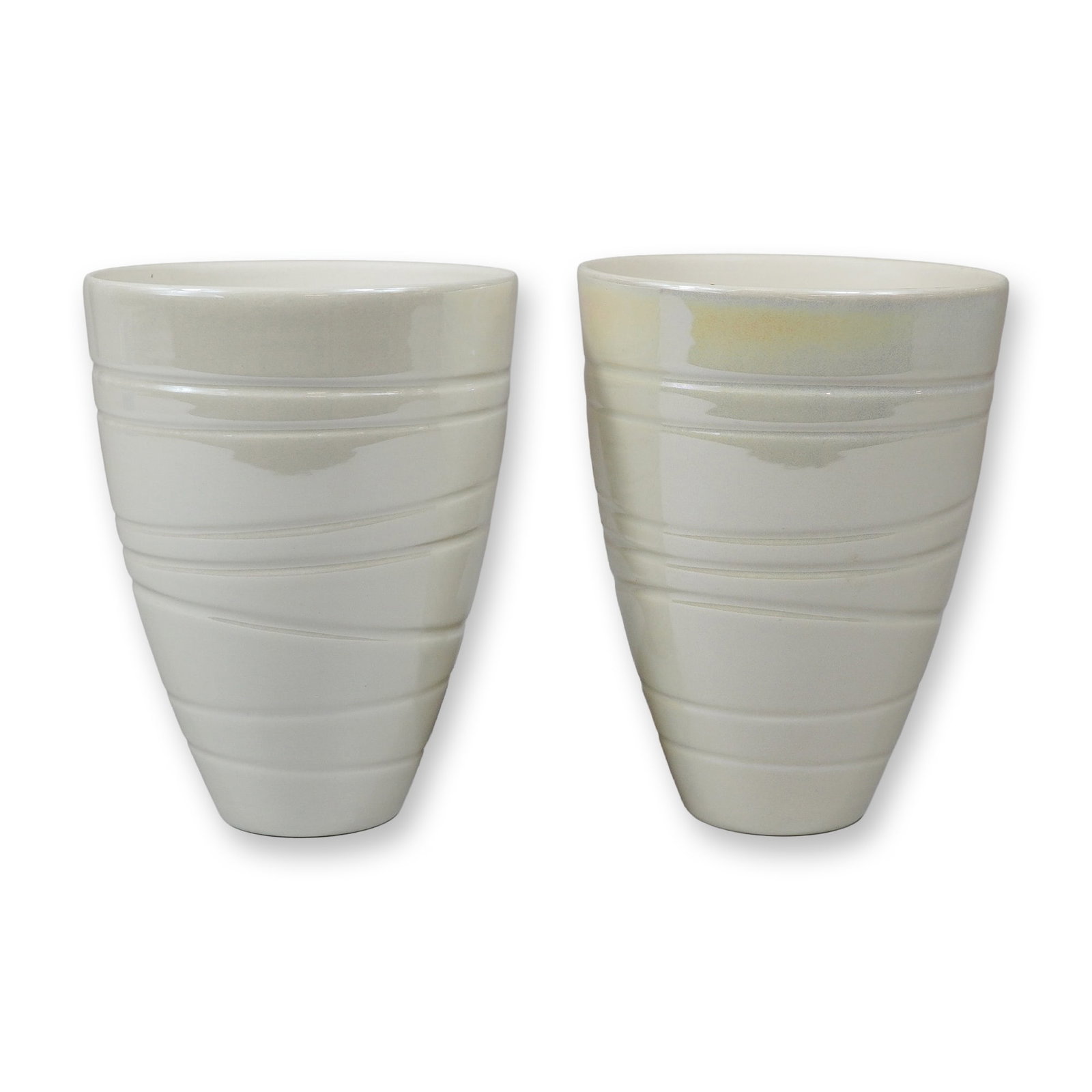 A Pair of Jasper Conran for Wedgwood White Glazed Spiral Beakers (1 of 3)