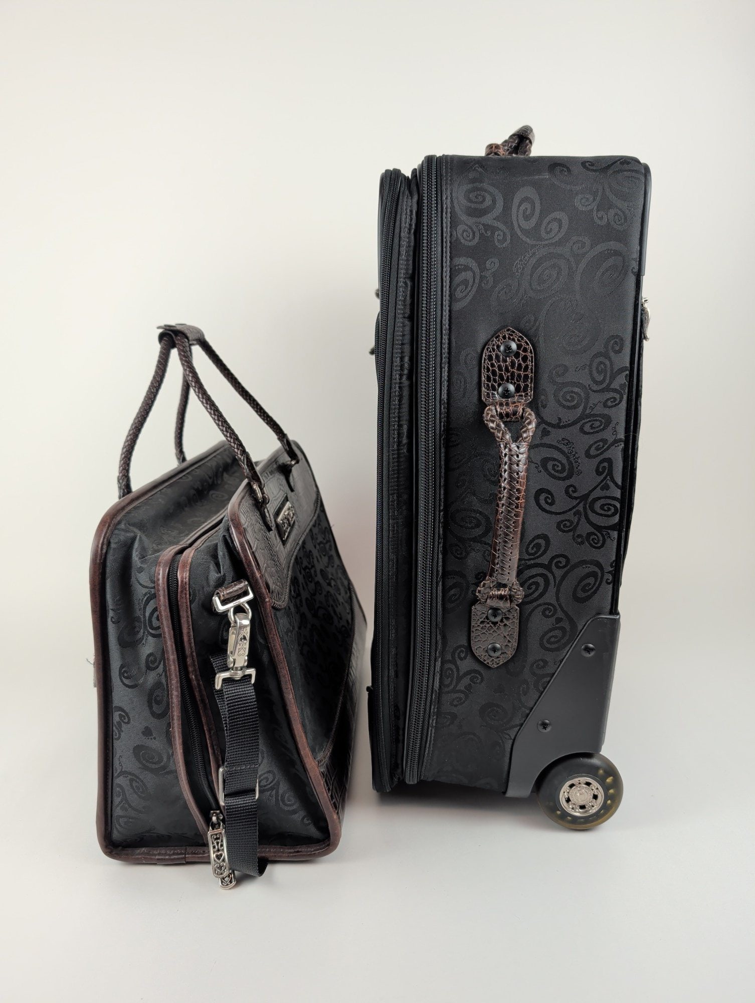 Brighton Two-Piece Scroll Pattern Luggage Set - 2