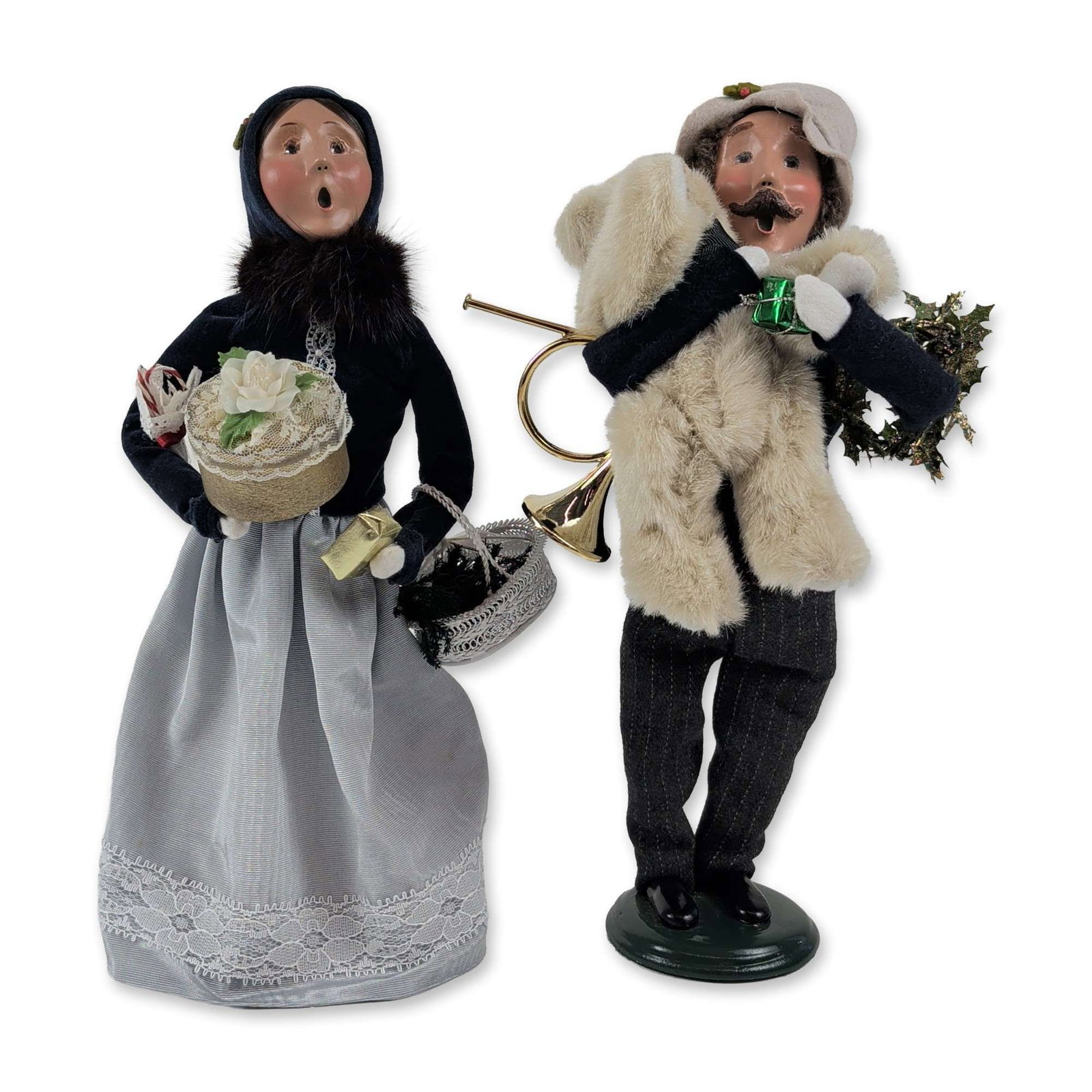 2pc Byers Choice Victorian Shopper Carolers (1 of 6)