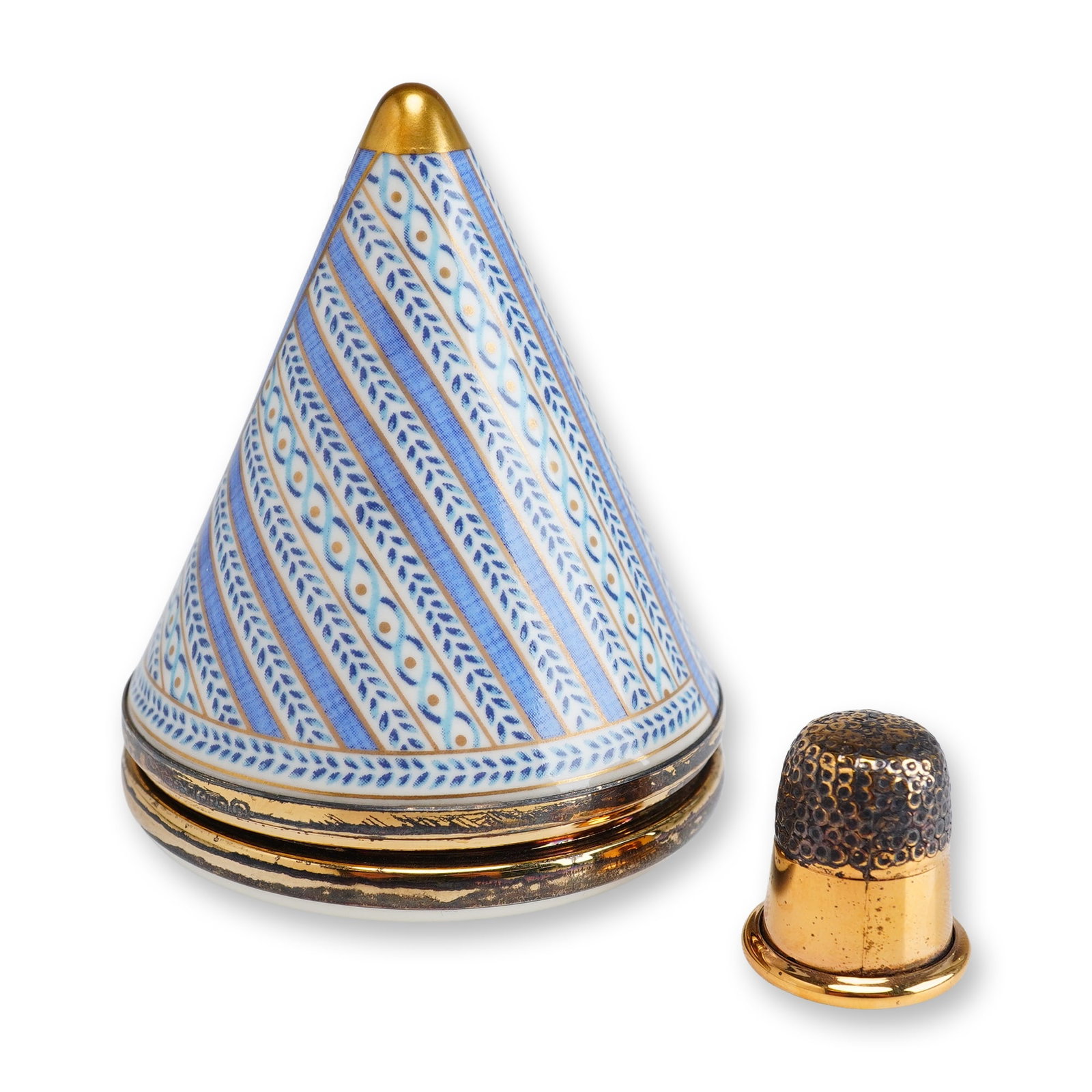 Wedgwood Hidden Treasures Bayeux Box Thimble: Wedgwood Hidden Treasures Bayeux Box thimble and pincushion set. This porcelain set is designed in a conical form and consists of a hollow cover, a circular base with an integrated pincushion, and a