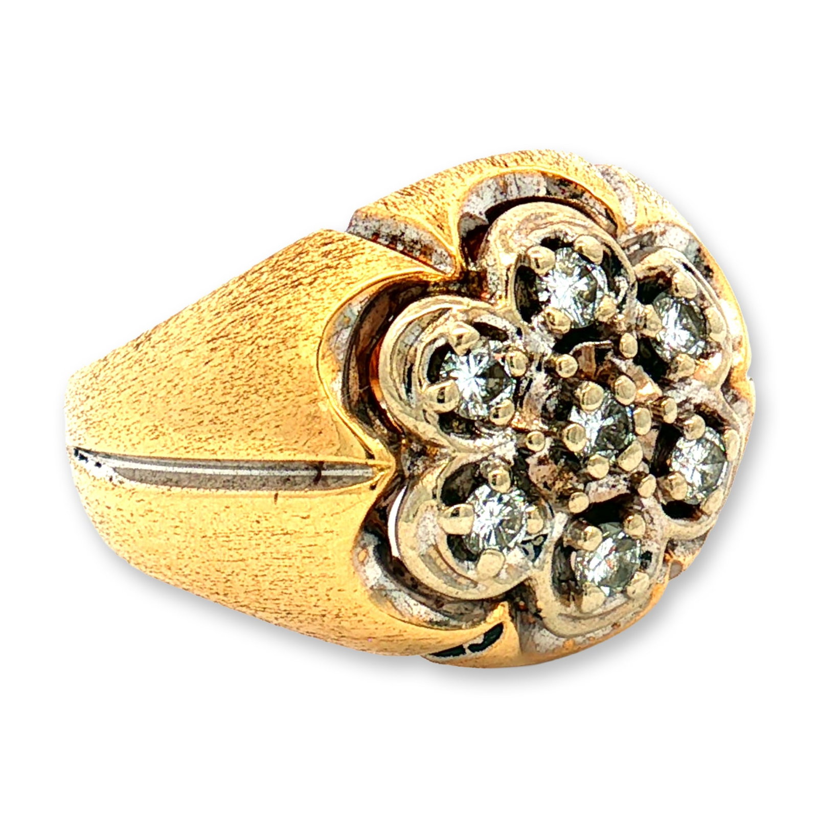 10K Gold Diamond Ring With Floral Design: Beautiful Vintage Diamond Ring in 10K Yellow Gold. There is a total of 7 diamonds shaped as a flower. Marked 10KP. Size 8.5. Dimensions: see description Weight: 8.59 grams