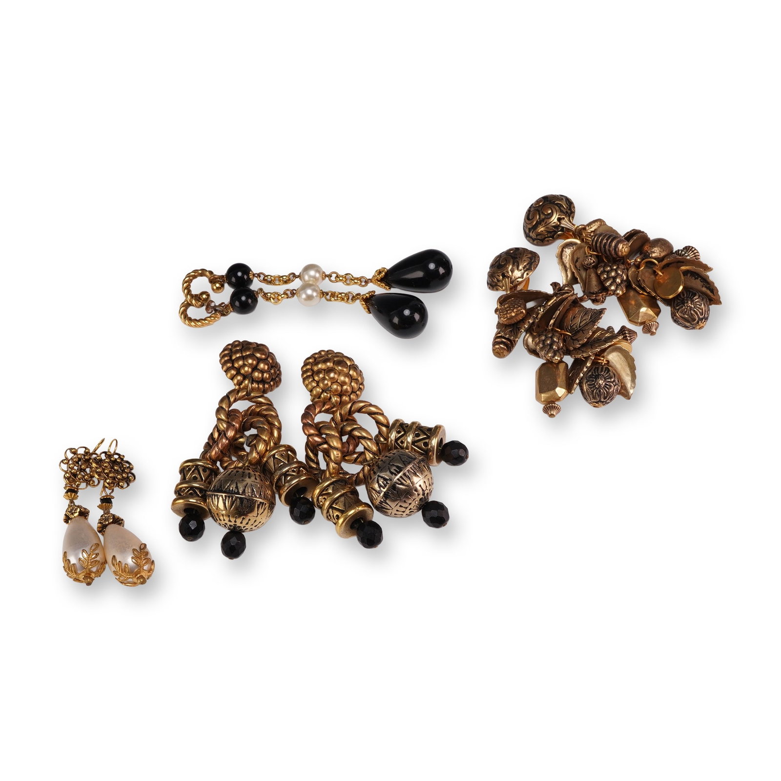 4 Pairs of Vintage Costume Jewelry Earrings in Gold-Tone Metal and Mixed Media (1 of 3)