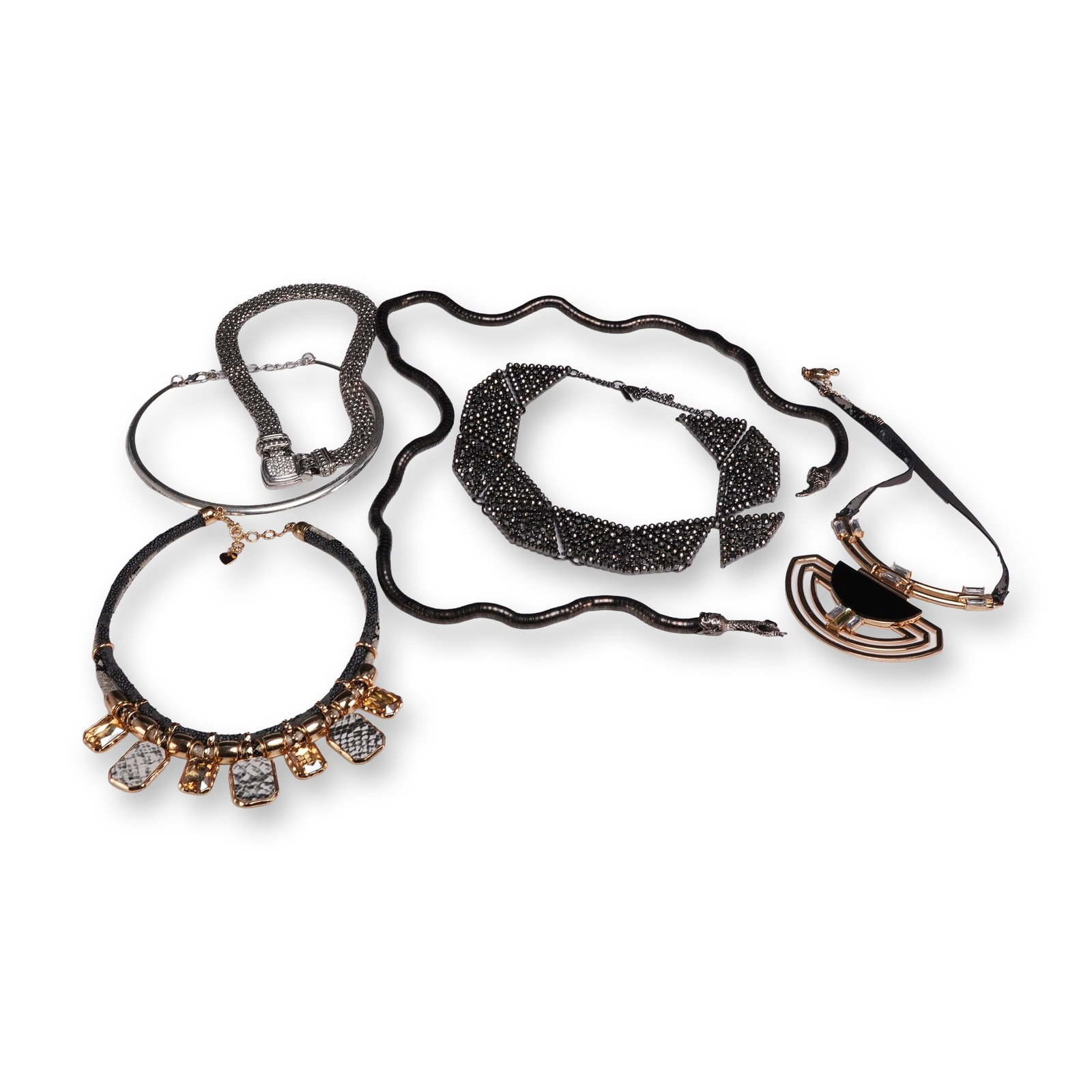 6pc Collection of Costume Jewelry Short Necklaces and Chokers (1 of 4)