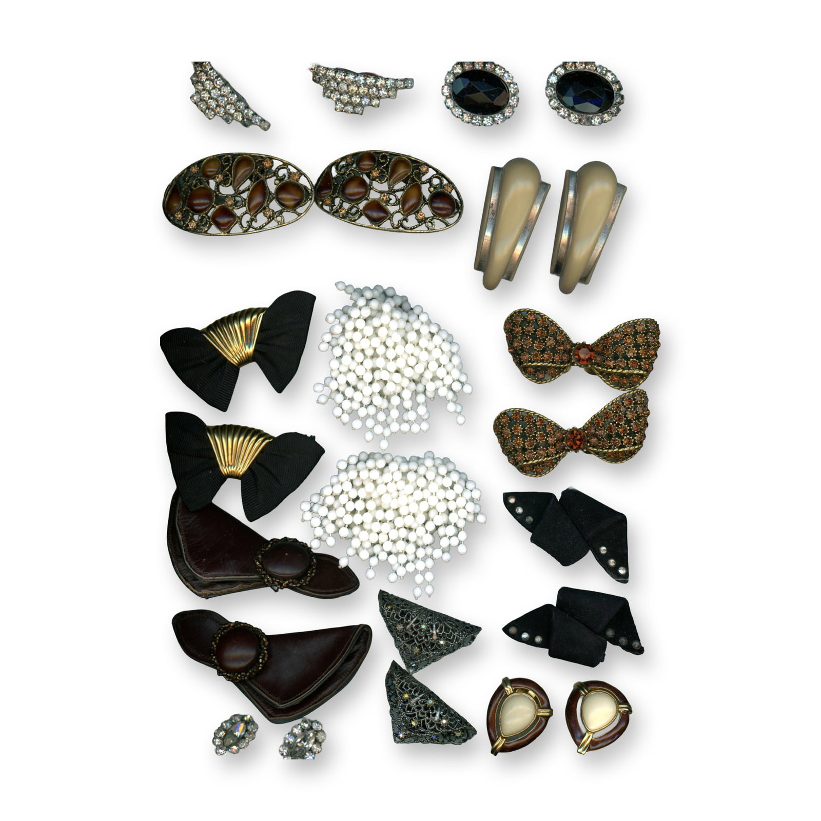 A CARD OF SHOE BUCKLES IN PAIRS (1 of 3)