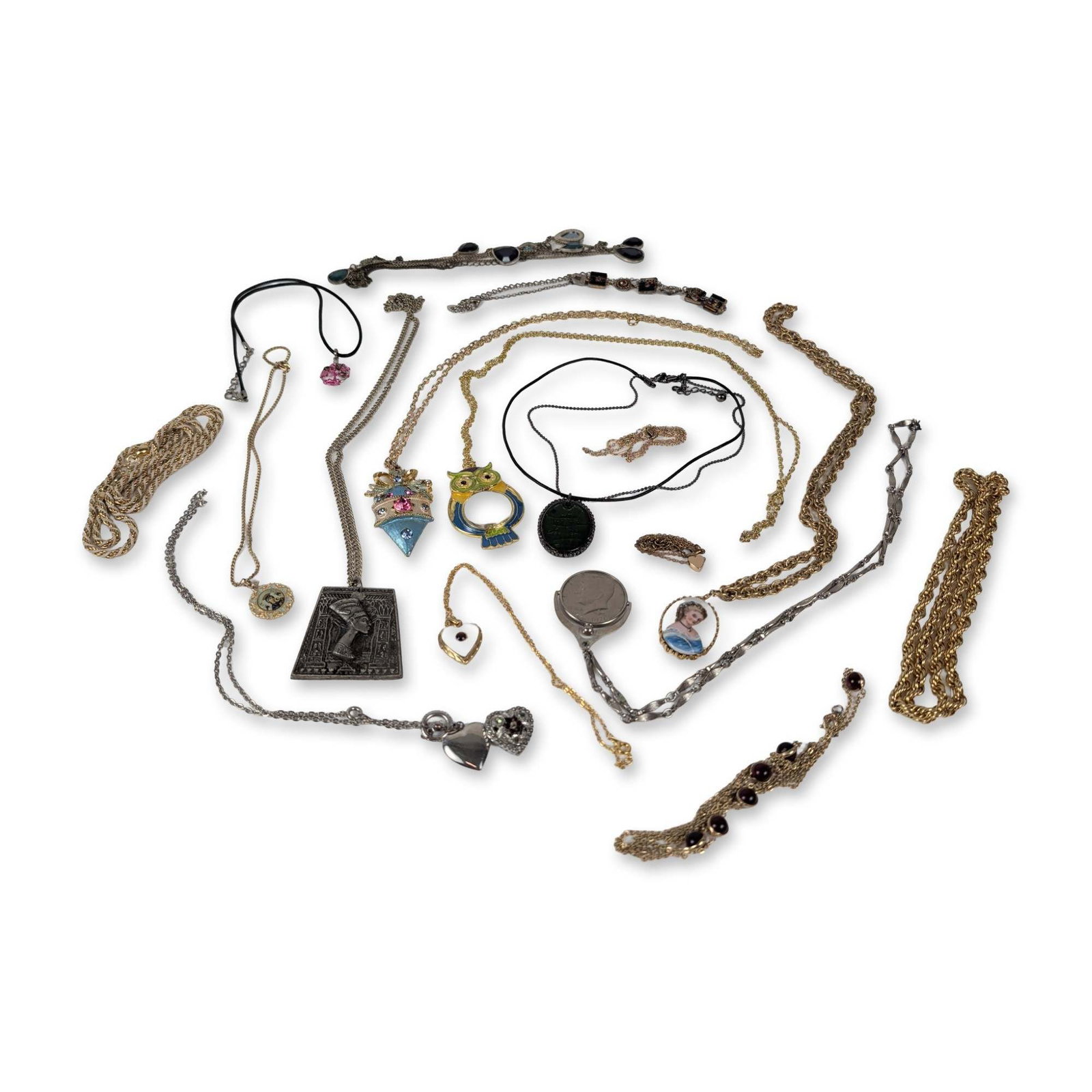 17pc Collection of Vintage and Contemporary Costume Necklaces and Pendants (1 of 5)