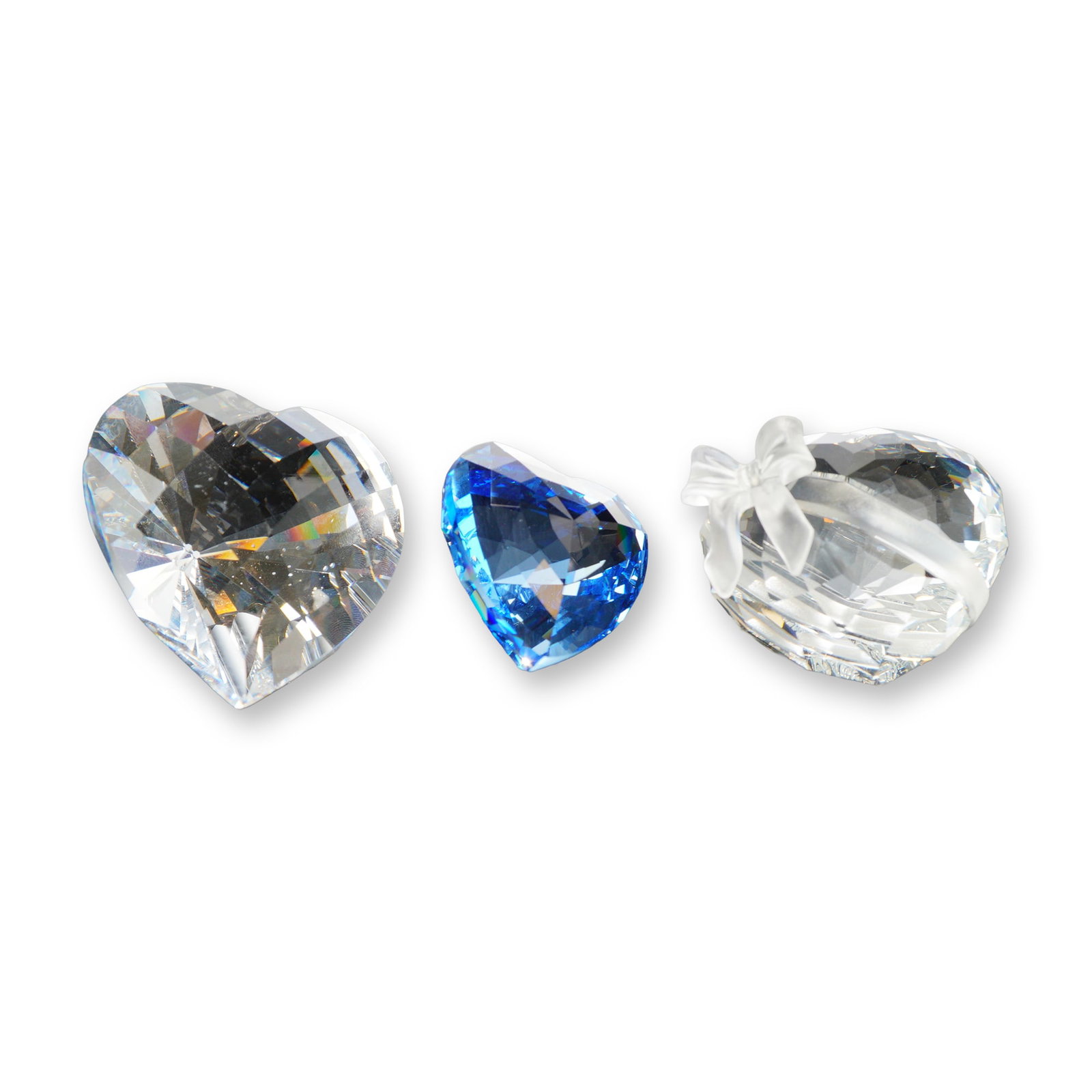 Three Swarovski Faceted Crystal Heart Paperweights (1 of 4)