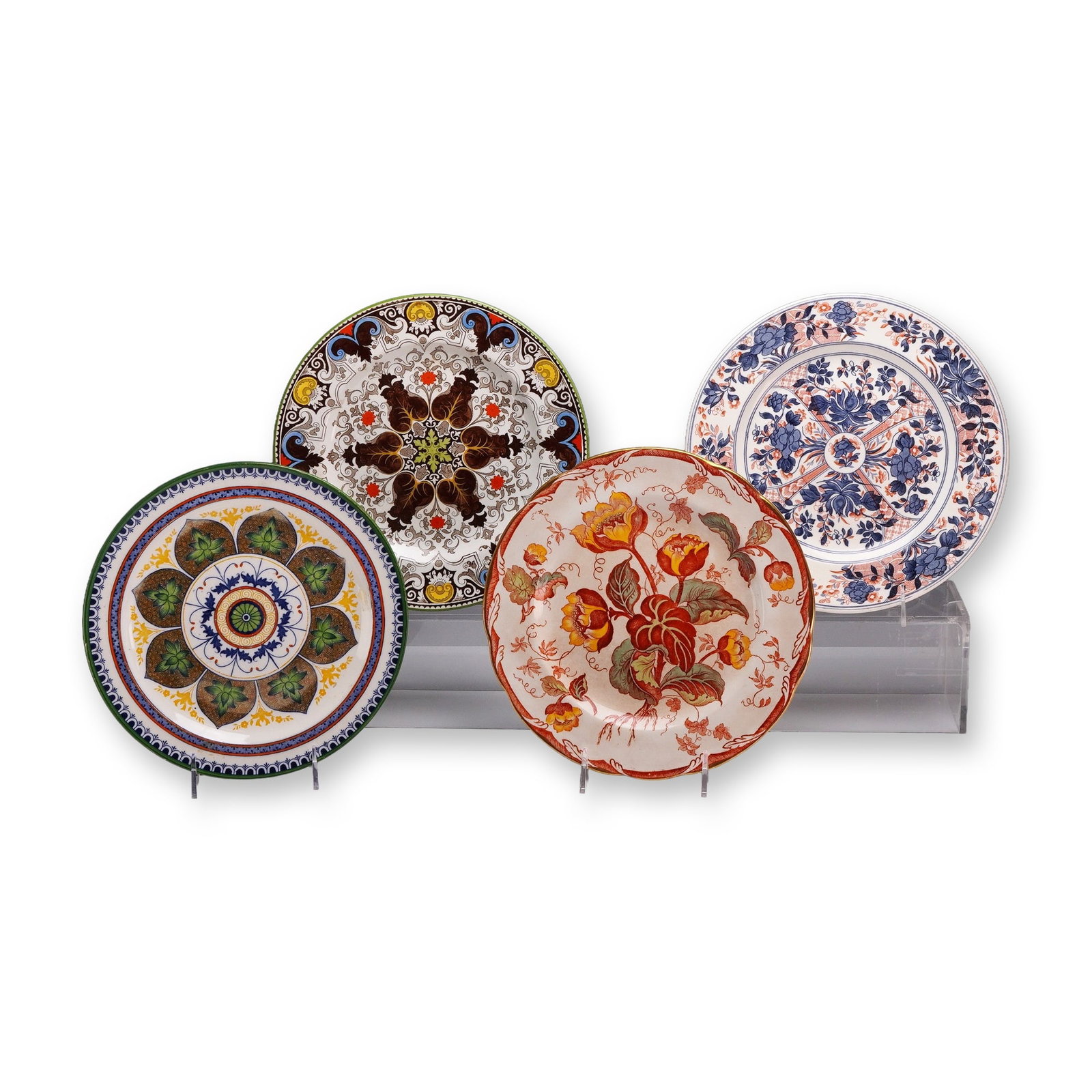 Lot of 4 Wedgwood Ceramic Plates Including Chestnut, Water Nymph, Rouen, and Ningpo Patterns: This collection consists of four glazed earthenware decorative plates manufactured by Wedgwood, primarily dating from the late 19th to early 20th century. Each plate features a distinct transfer-print