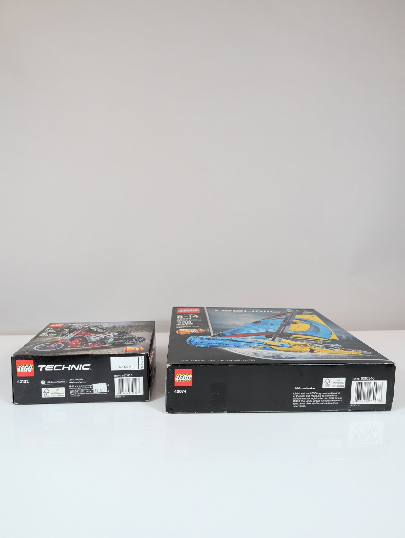 2 LEGO Technic Construction Sets - 3