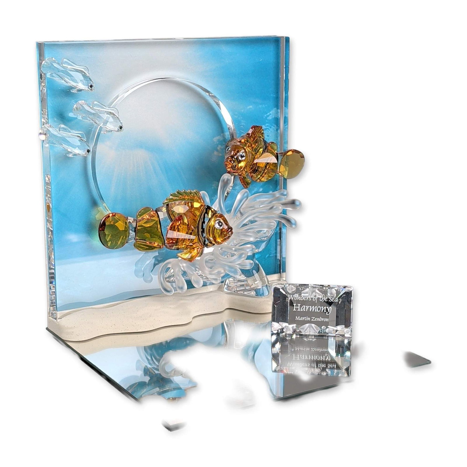 Swarovski Crystal 2005 SCS Annual Edition Sculpture, Color Harmony with Title Plaque: Swarovski Annual Edition 2005 titled Harmony, the first release in the Wonders of the Sea trilogy for the Swarovski Crystal Society. Figurine in faceted lead crystal, featuring two clownfish in amber 