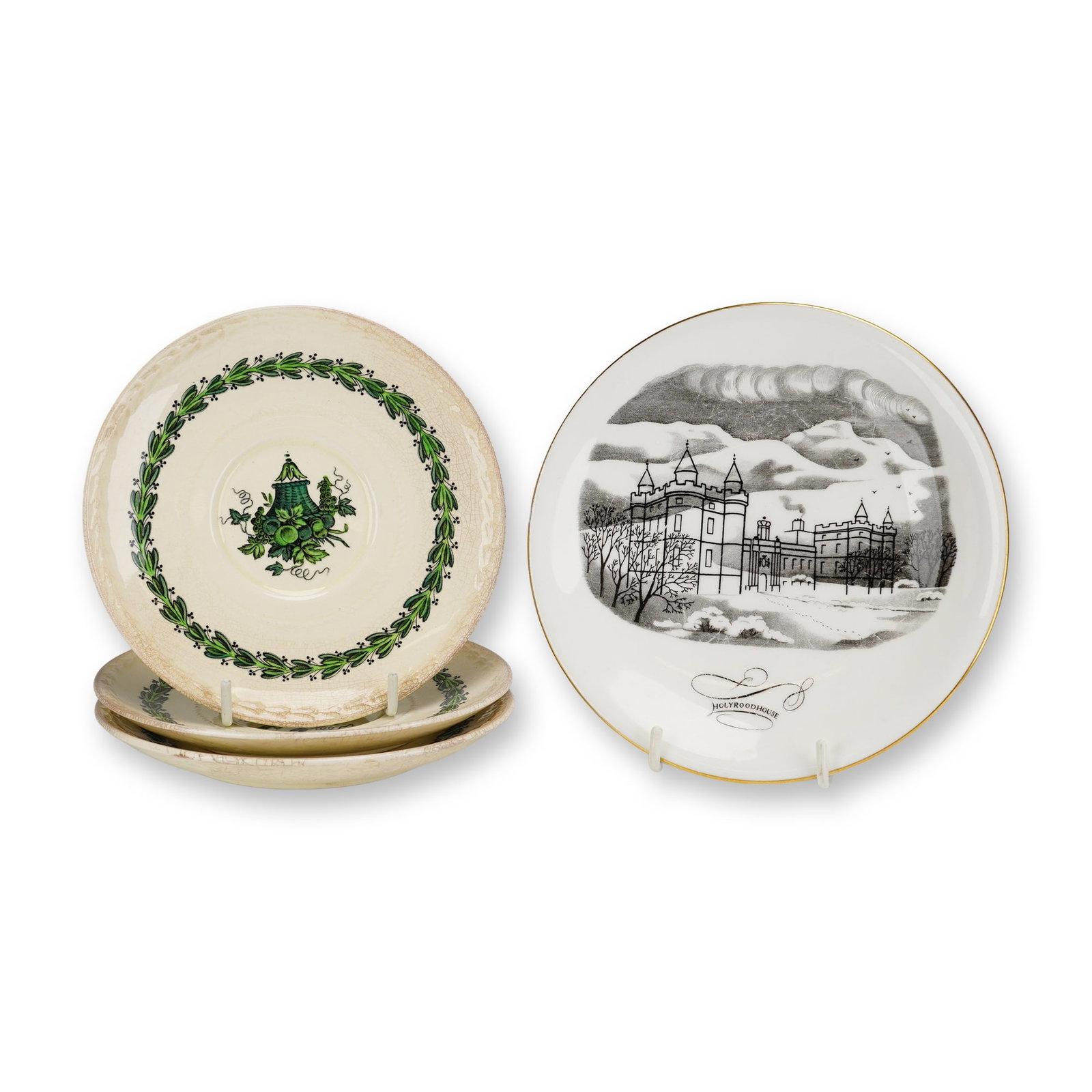 4pc Wedgwood Colonial and Outlines of Grandeur Saucers: This lot consists of four ceramic saucers manufactured by Wedgwood, featuring two distinct patterns. Included are three saucers in the Hereford pattern from the Wedgwood Colonial line. These pieces ar