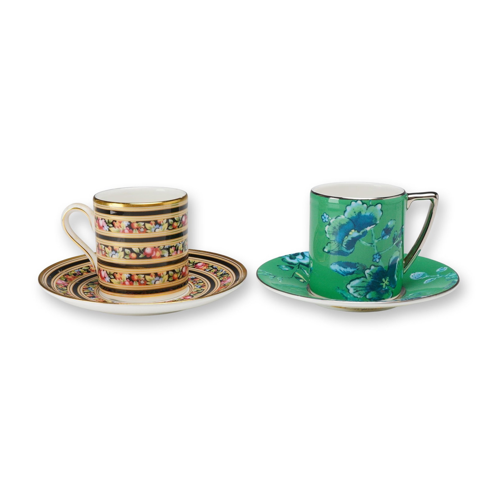 4pc Wedgwood Bone China Jasper Conran and Clio Design Demitasses and Saucers: A set of four bone china pieces comprising two espresso (demitasse) cups and two matching saucers produced by Wedgwood in England. This collection features two distinct patterns. One set is decorated 