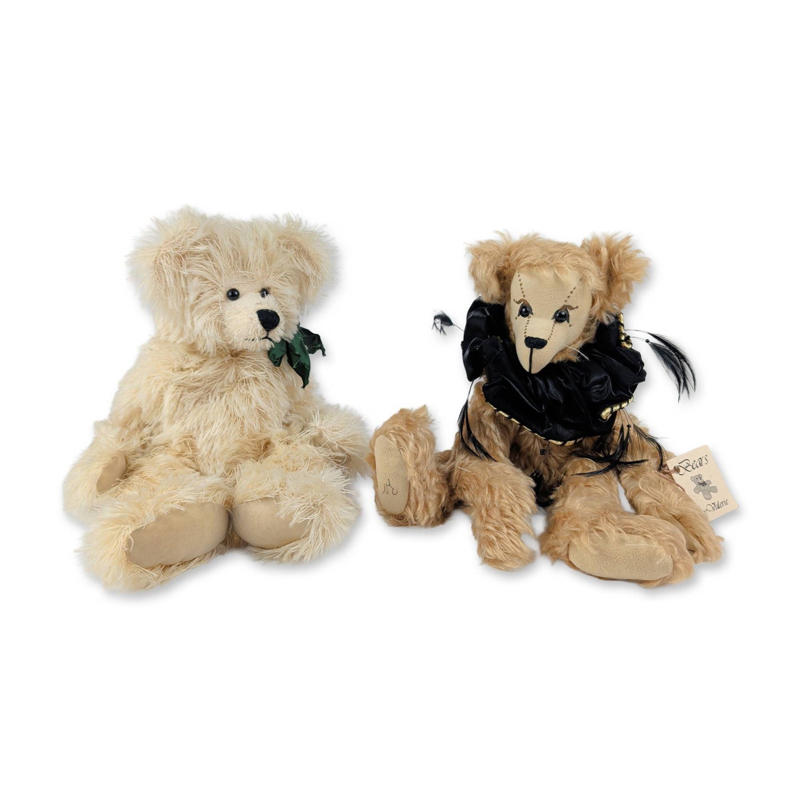 Pair of Terry Hayes and Valerie Artist Teddy Bears (1 of 5)