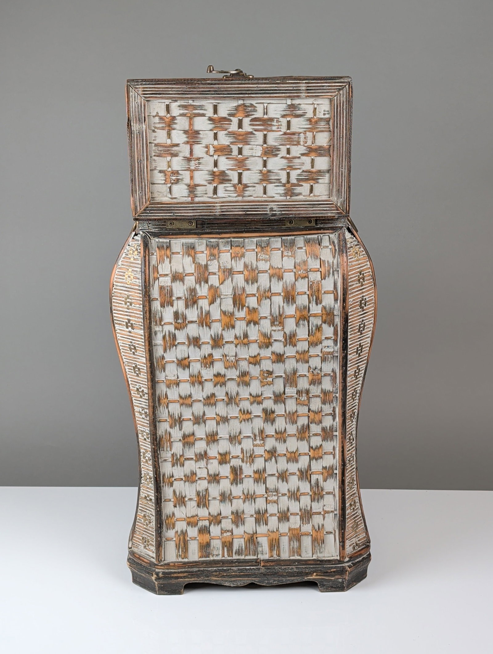 Wooven Storage Chest - 3