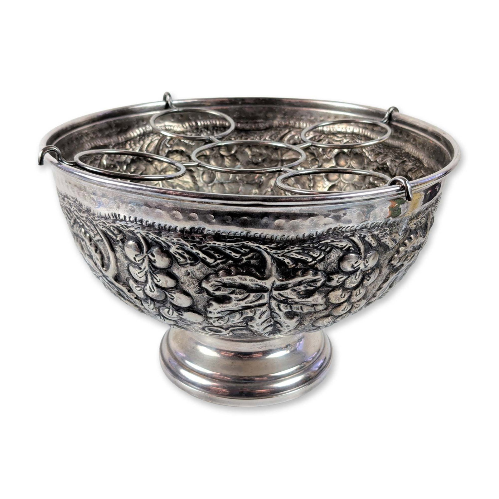 International Silver Co. Repousse Silver Plated Rose Bowl (1 of 5)