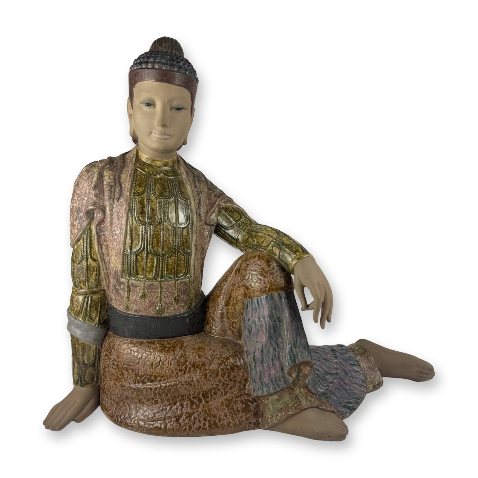 Lladro Sculpture, Young Oriental Man 1012021: This exquisite Lladro porcelain sculpture, Young Oriental Man (ref. 01012021), exemplifies the brand's masterful artistry and delicate craftsmanship. Produced in a strictly limited edition of only 500