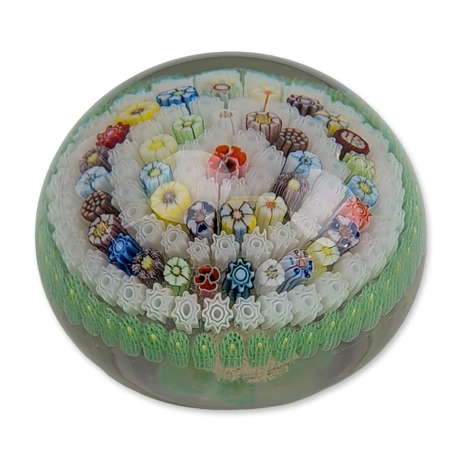 Parabelle Glass USA Concentric Millefiori Paperweight (1 of 4)